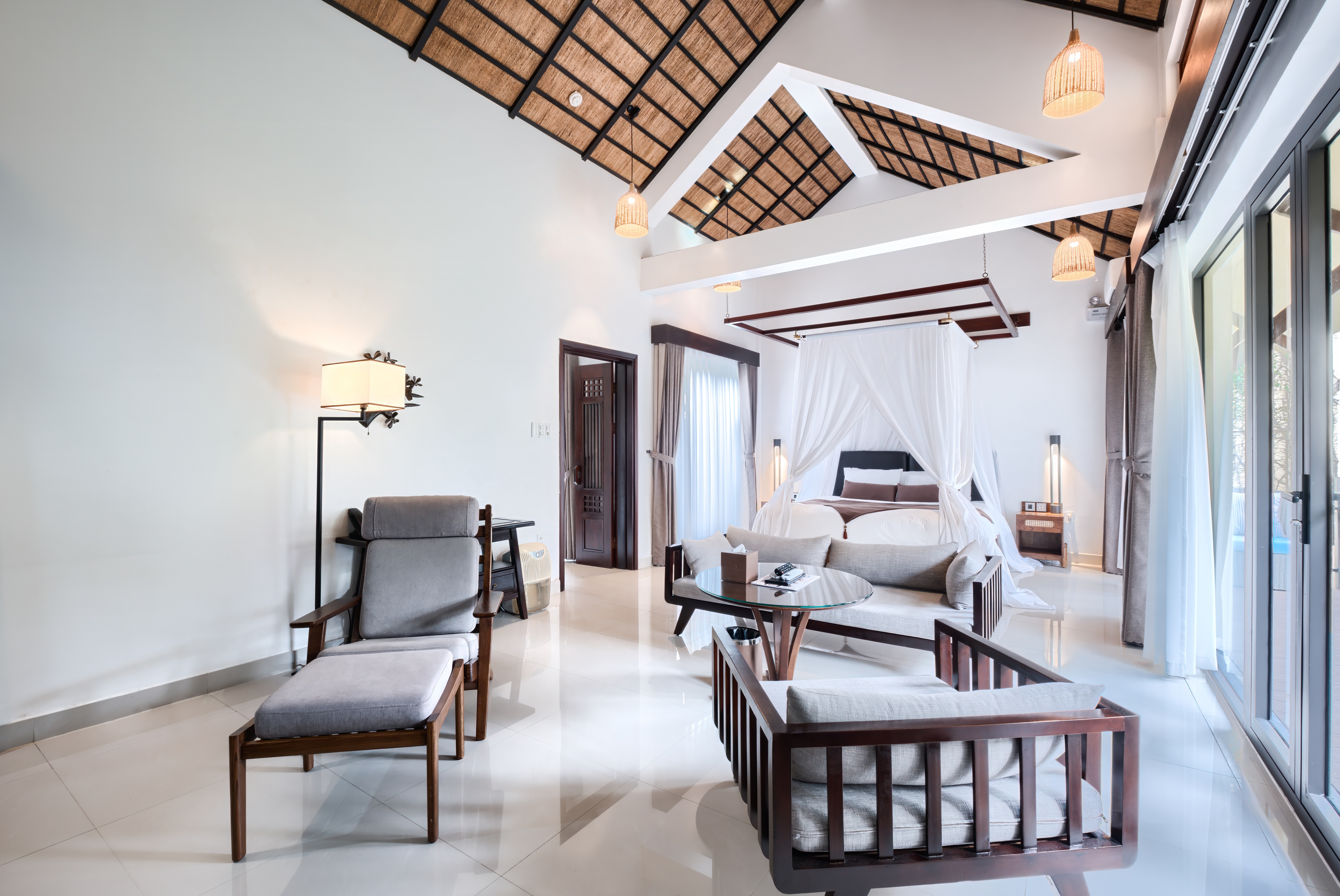 Villa Garden View King Bed