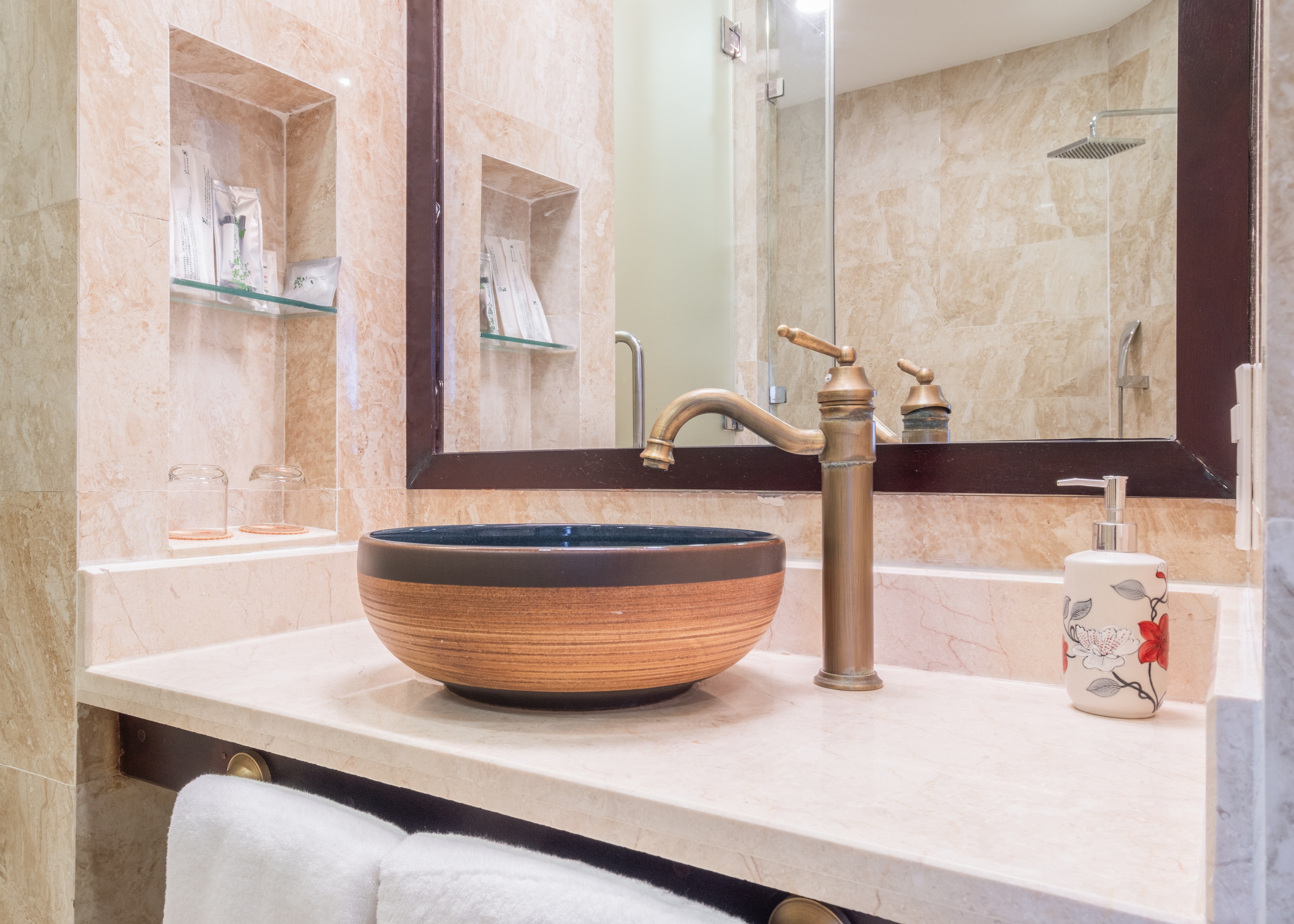 Double One Bedroom One Bathroom