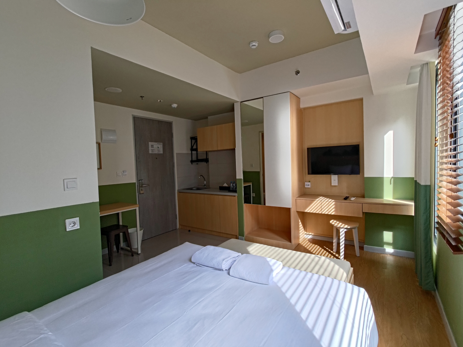 Studio Deluxe One Bed