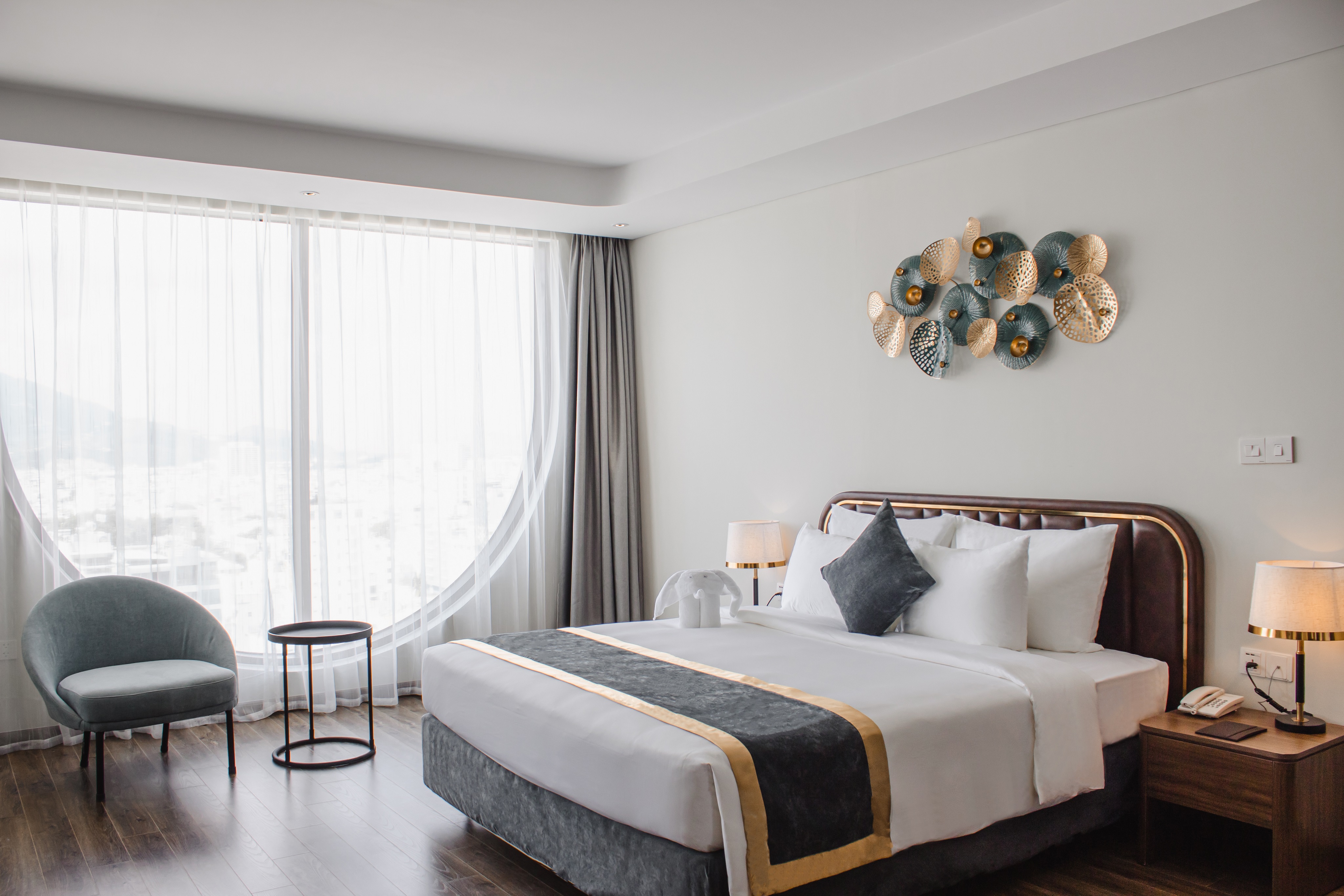 Double Deluxe One Bed