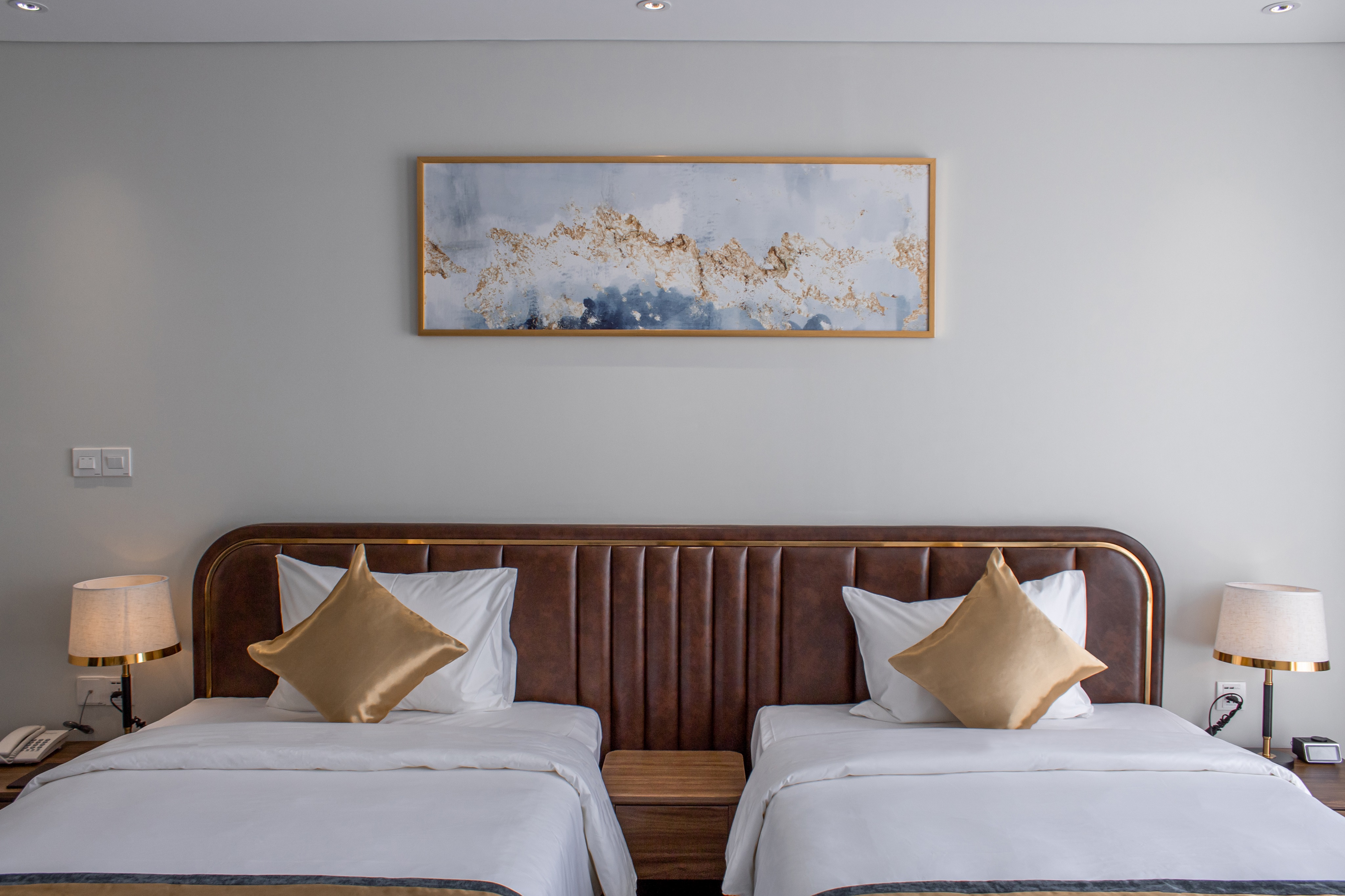 Twin Deluxe Two Beds