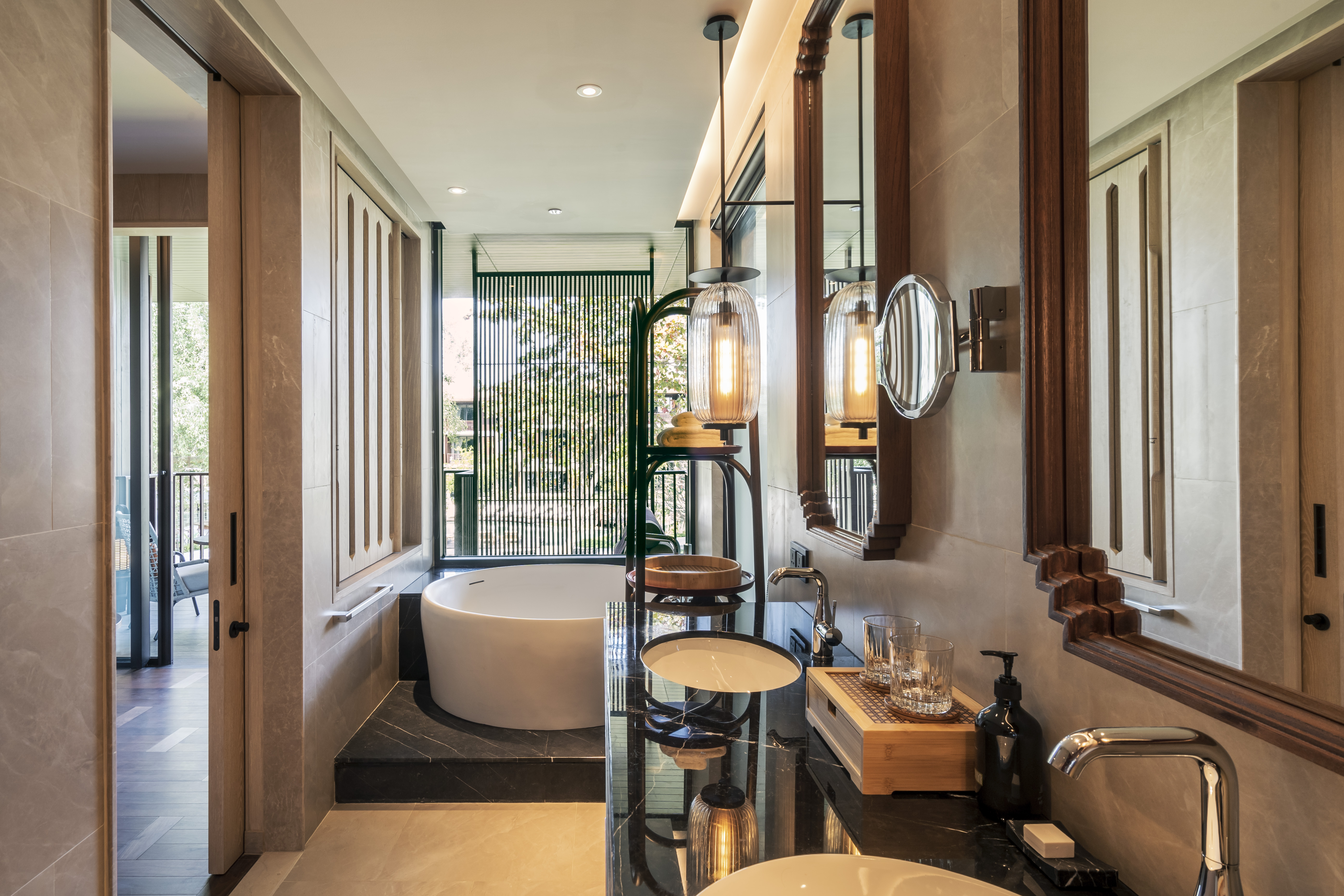 Double Pool View King Bed