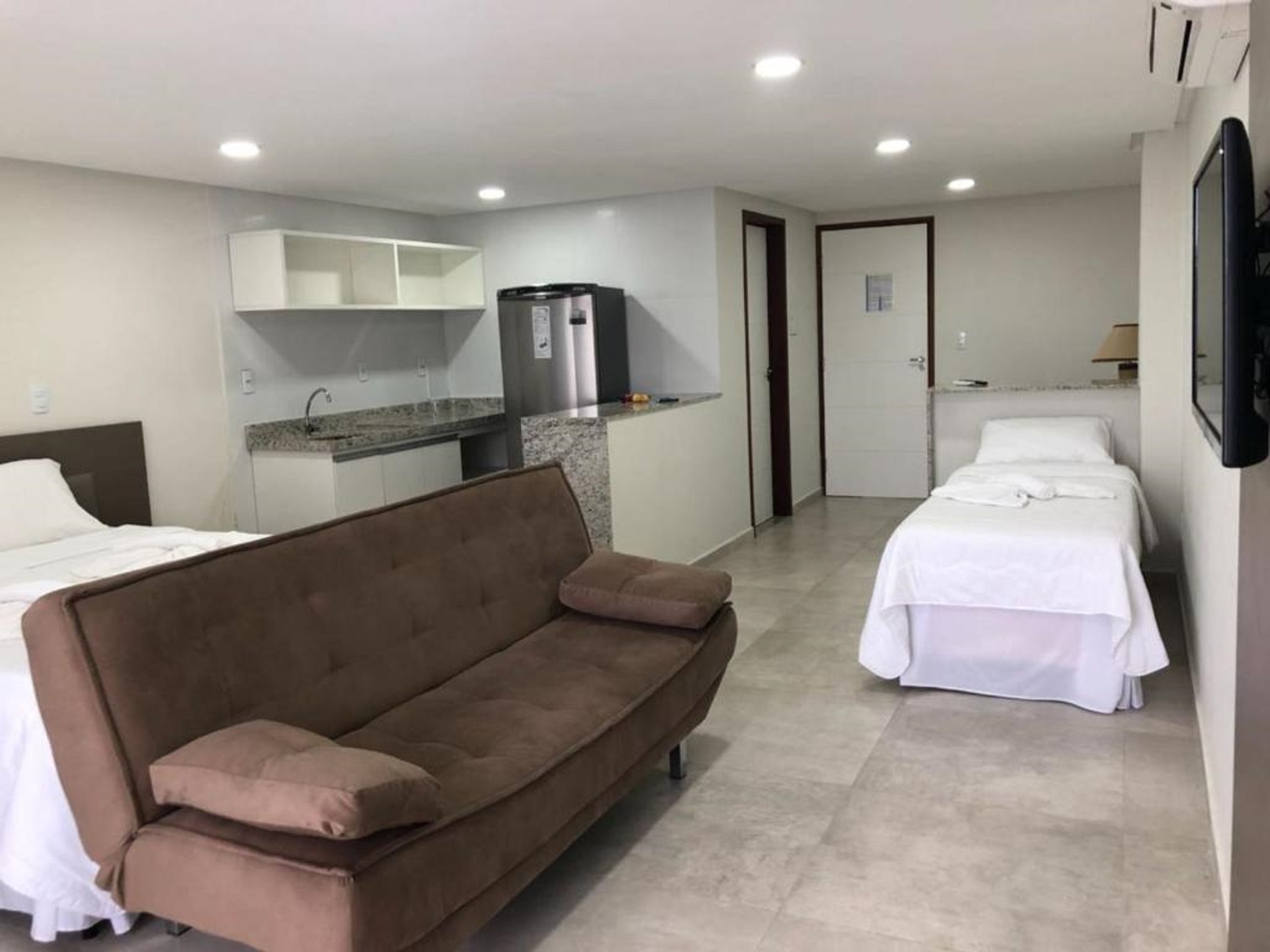 Suite Capacity 2