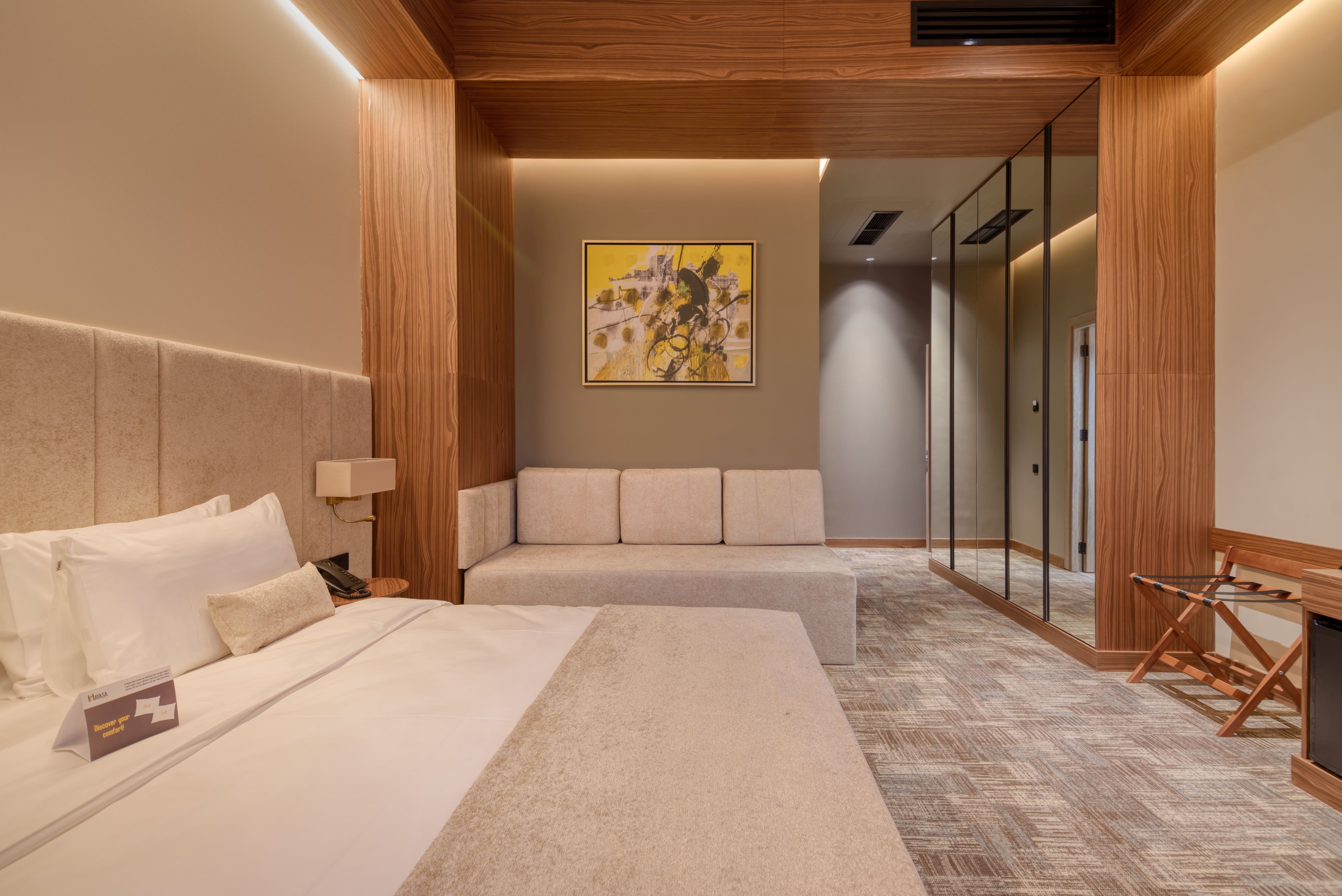 Double King Bed One Bedroom 