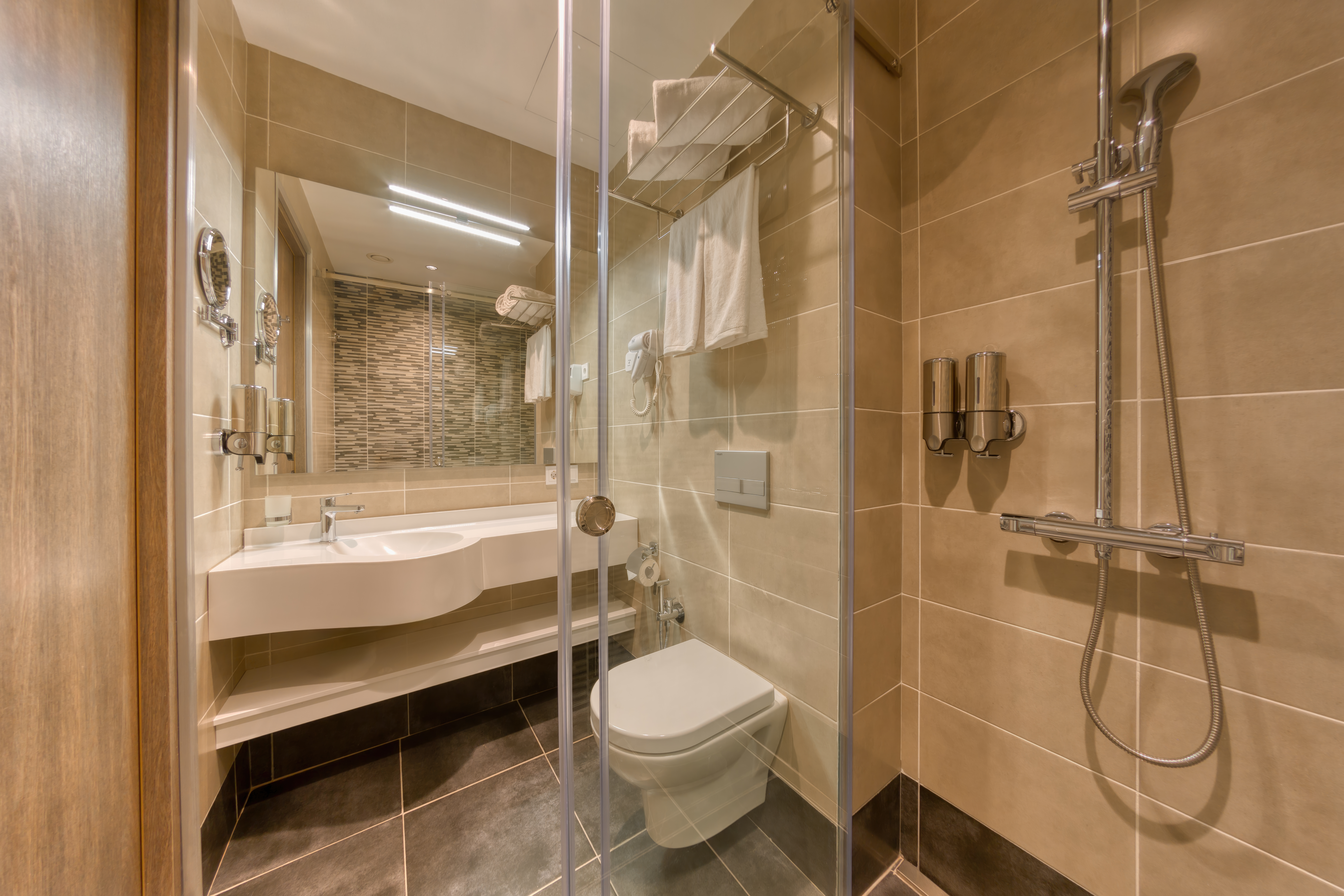 Double or Twin Two Beds