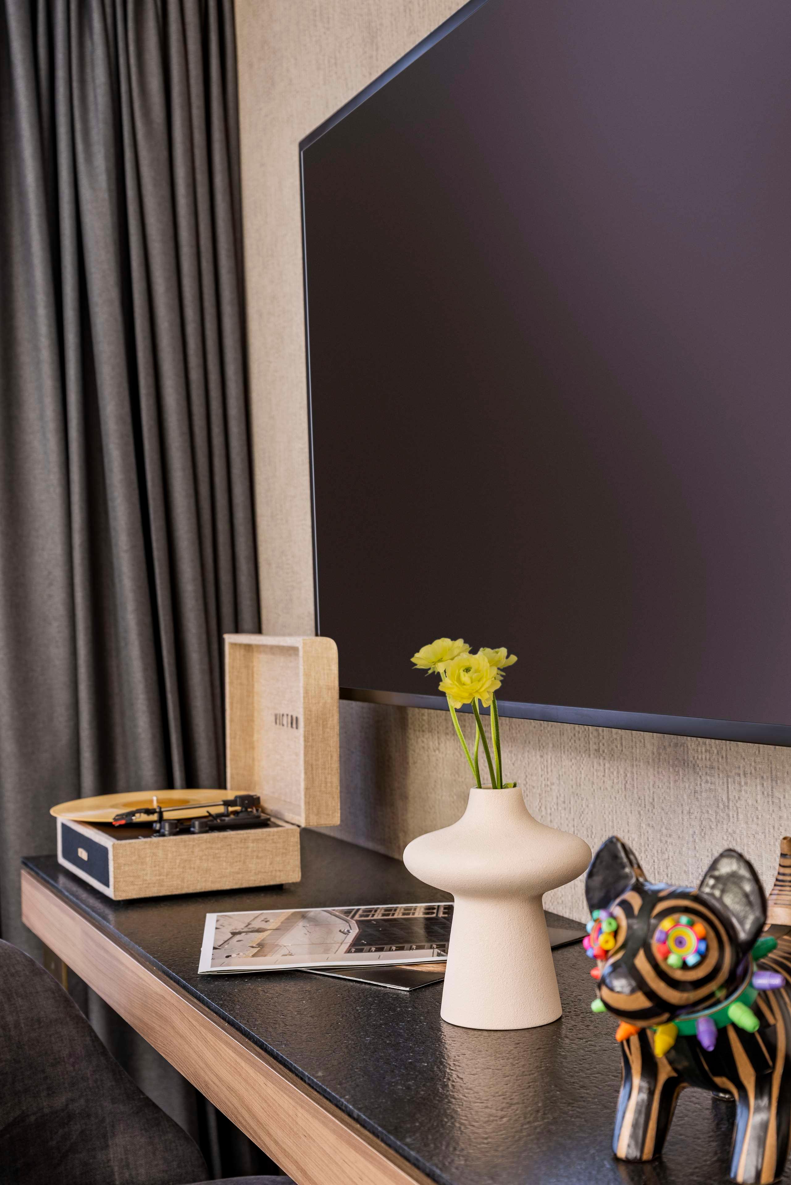 Double King Size Bed