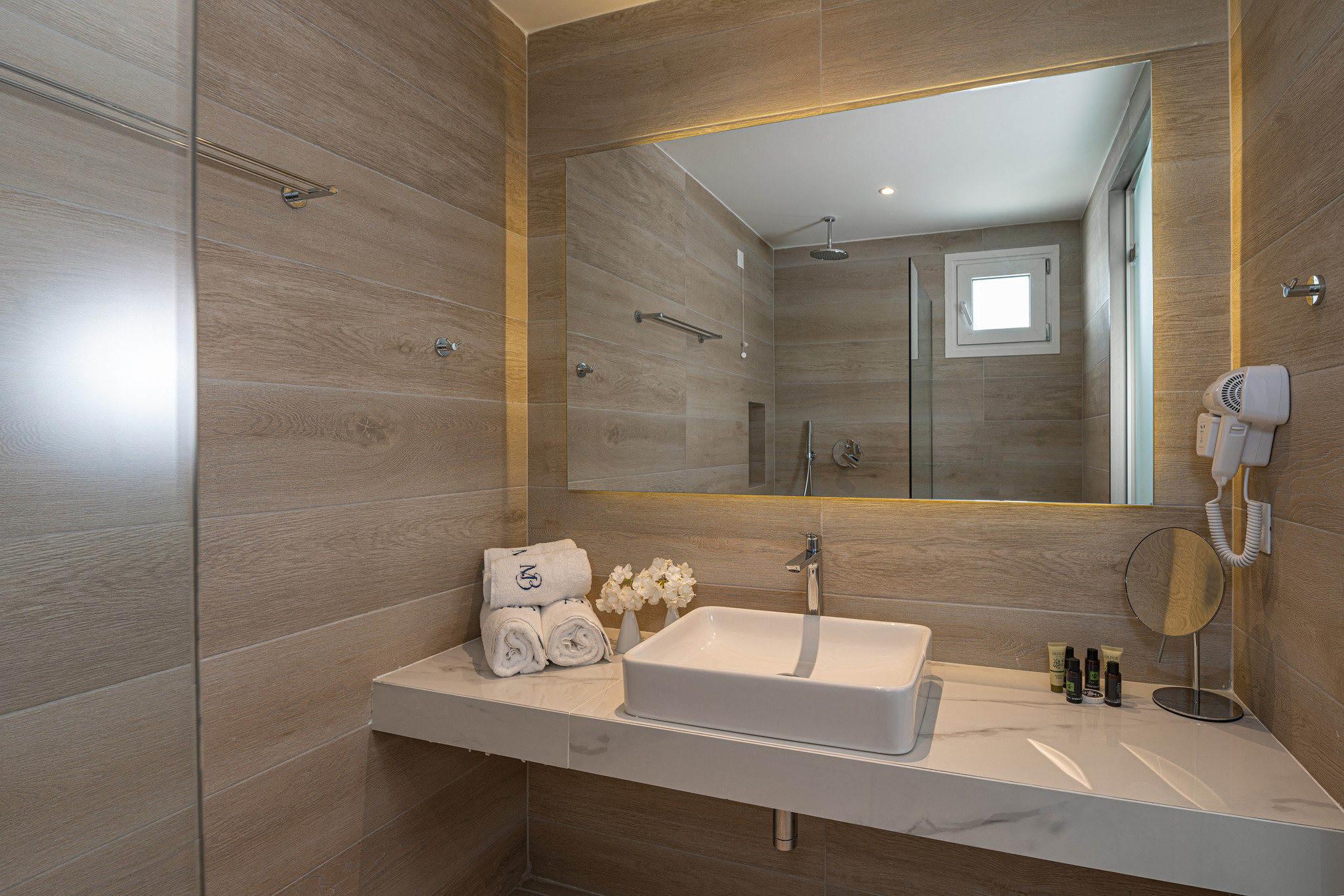 Double or Twin Deluxe with Private Pool