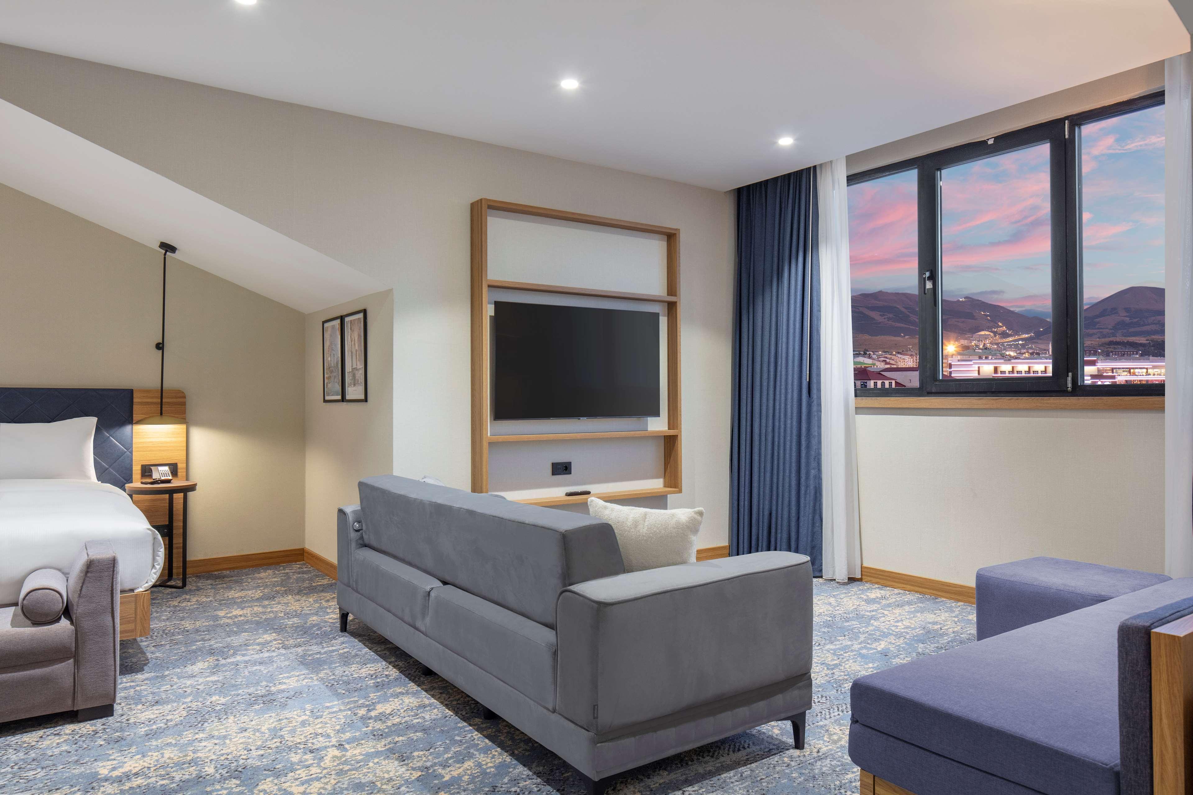 Suite King Bed Two Bedrooms