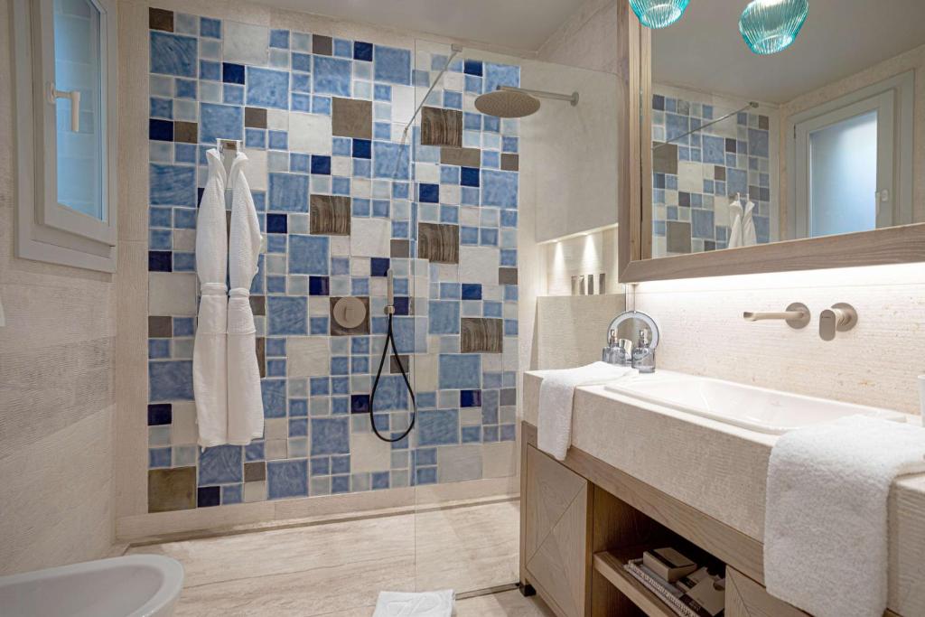 Junior Suite Lagoon View