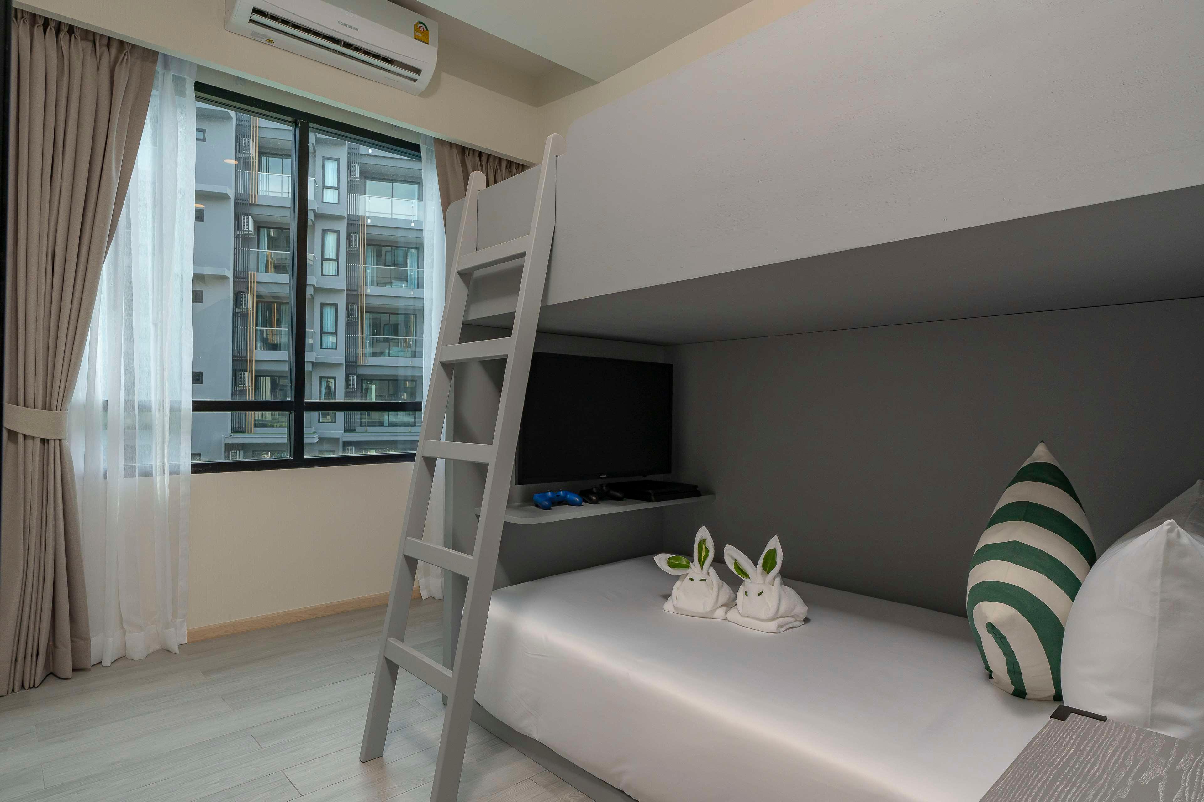 Family Room Standard