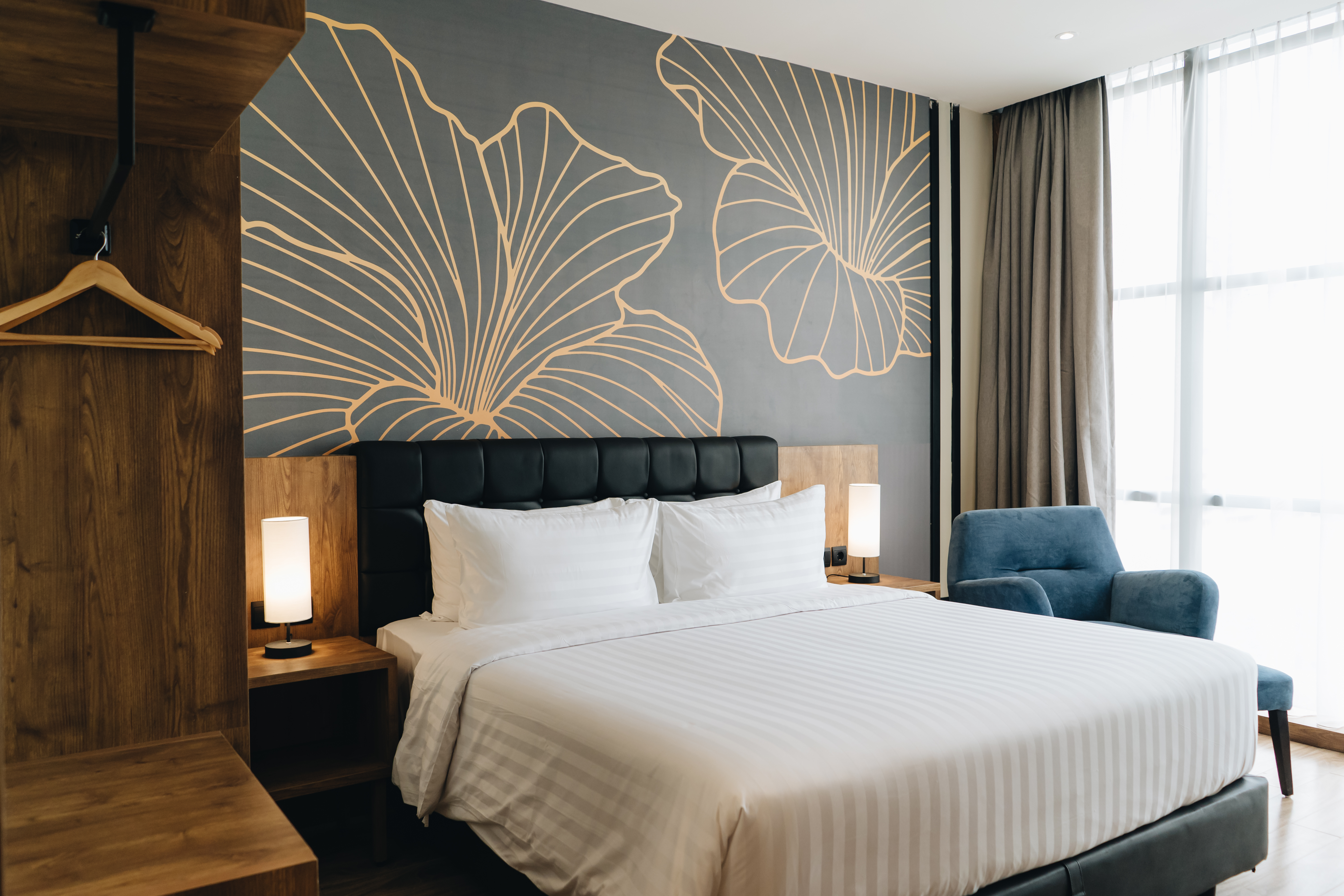 Double Deluxe Smoking