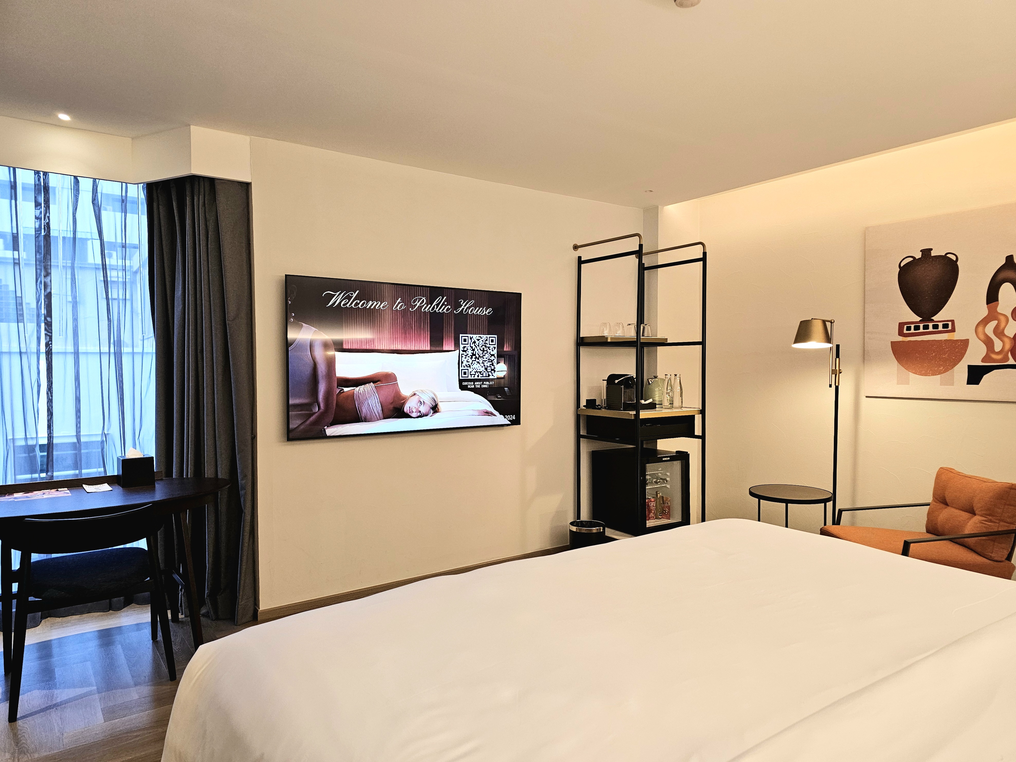 Double Deluxe King Bed