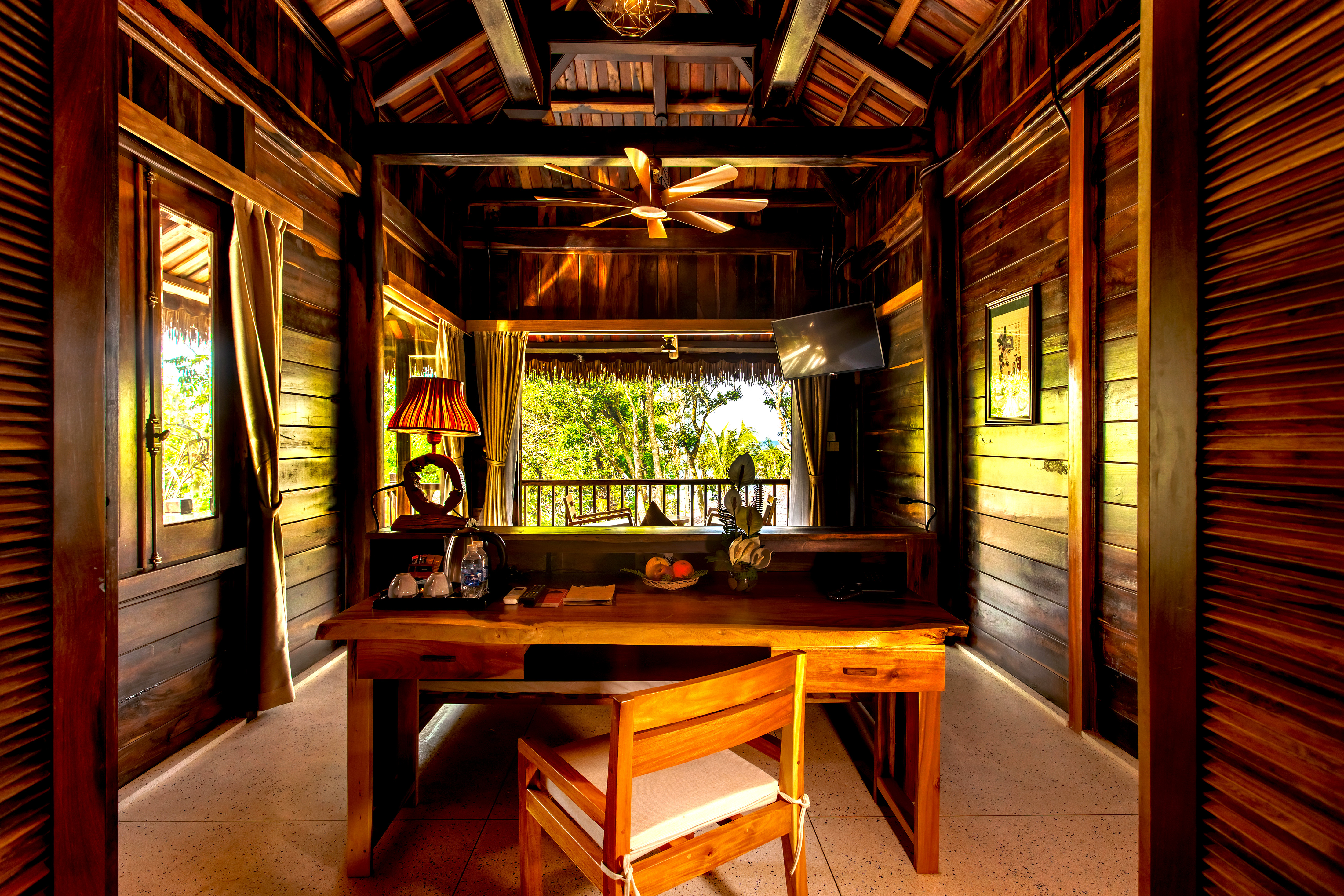 Bungalow Garden View with Balcony