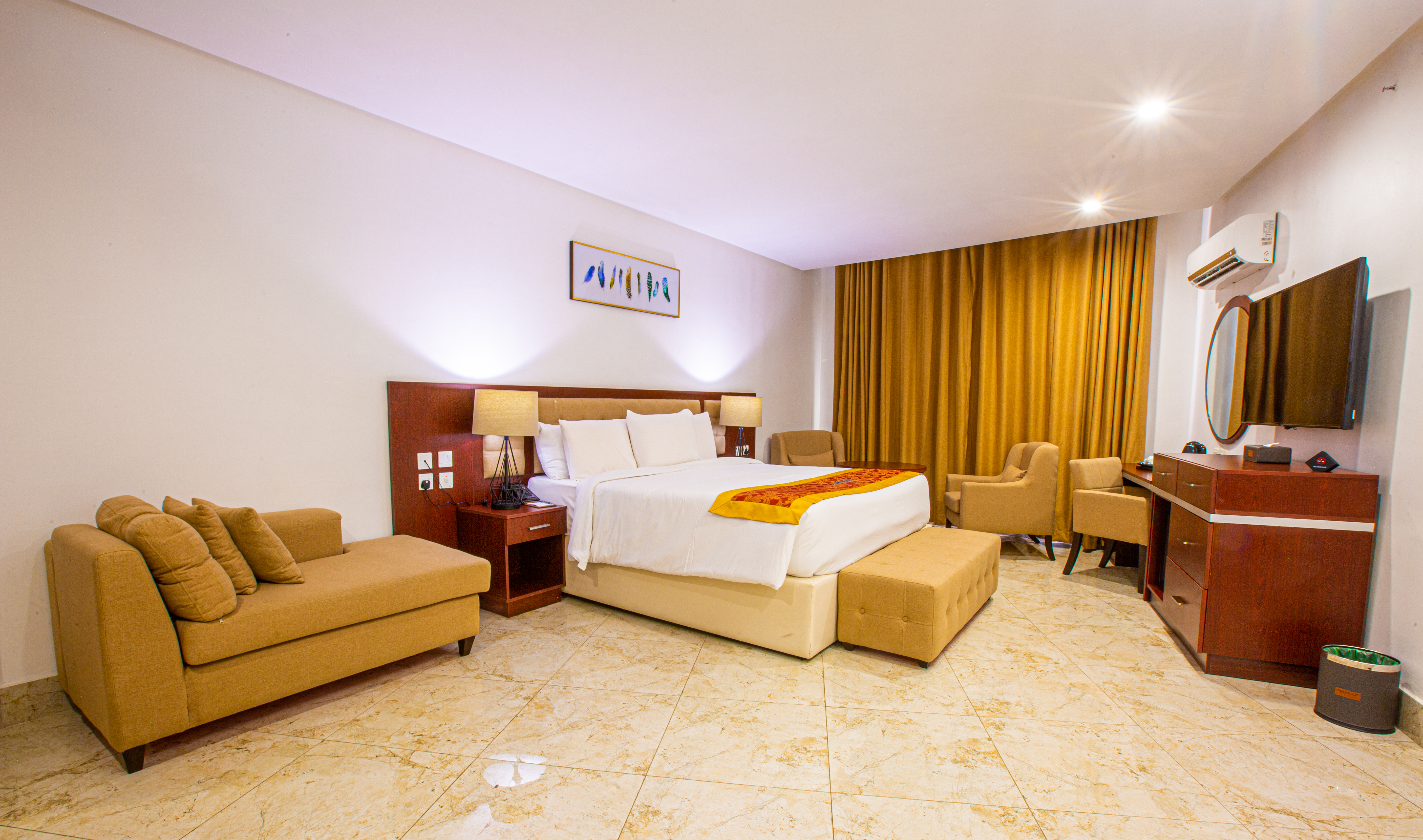 Suite Two Bedrooms One Bathroom