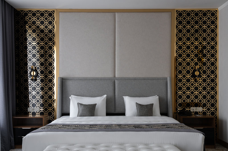 Double or Twin Standard