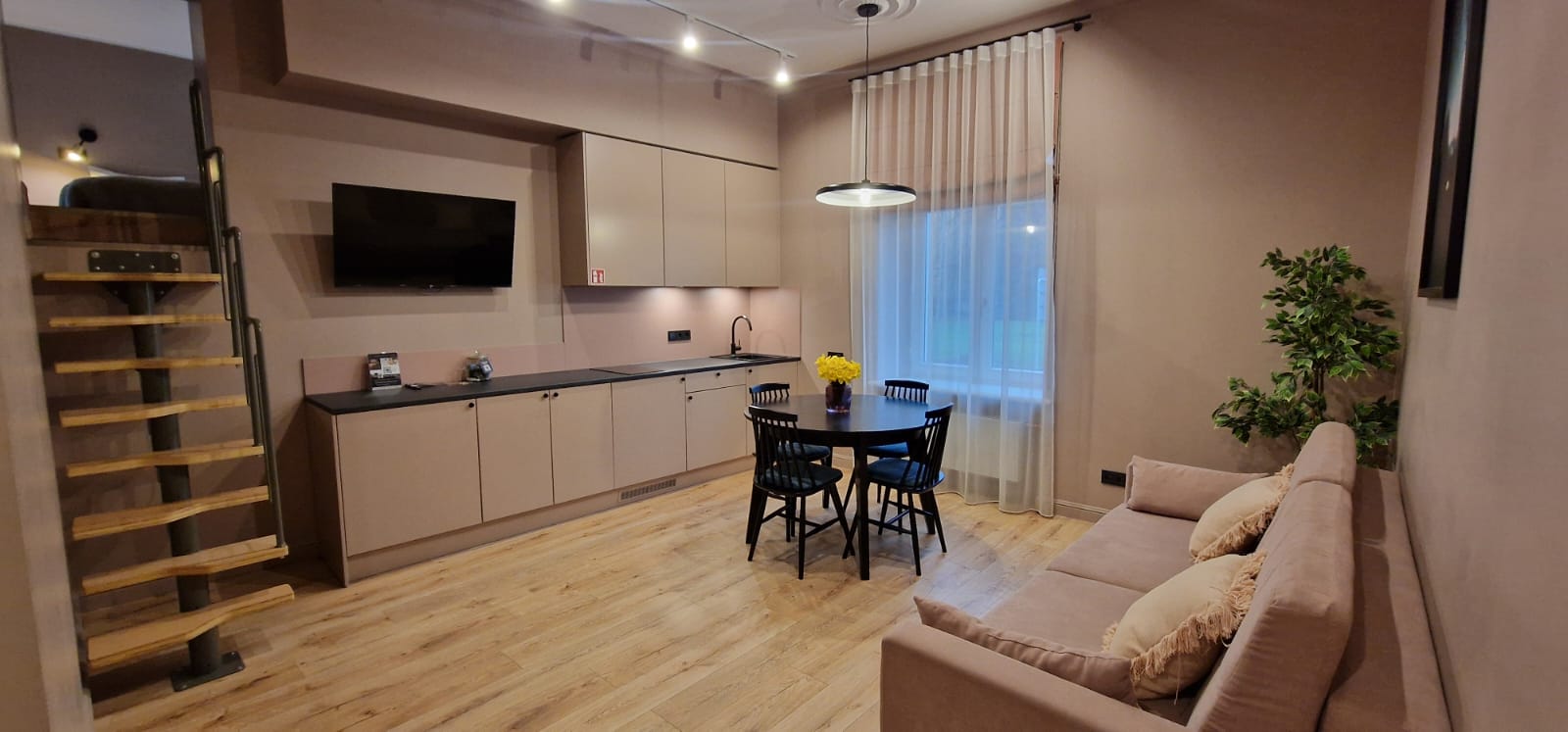 Family Room Deluxe with Air Conditioning