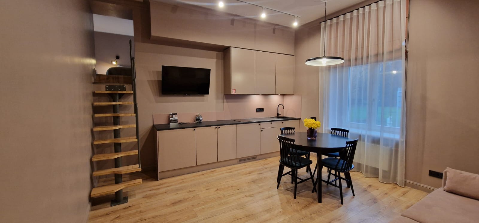 Family Room Deluxe with Air Conditioning