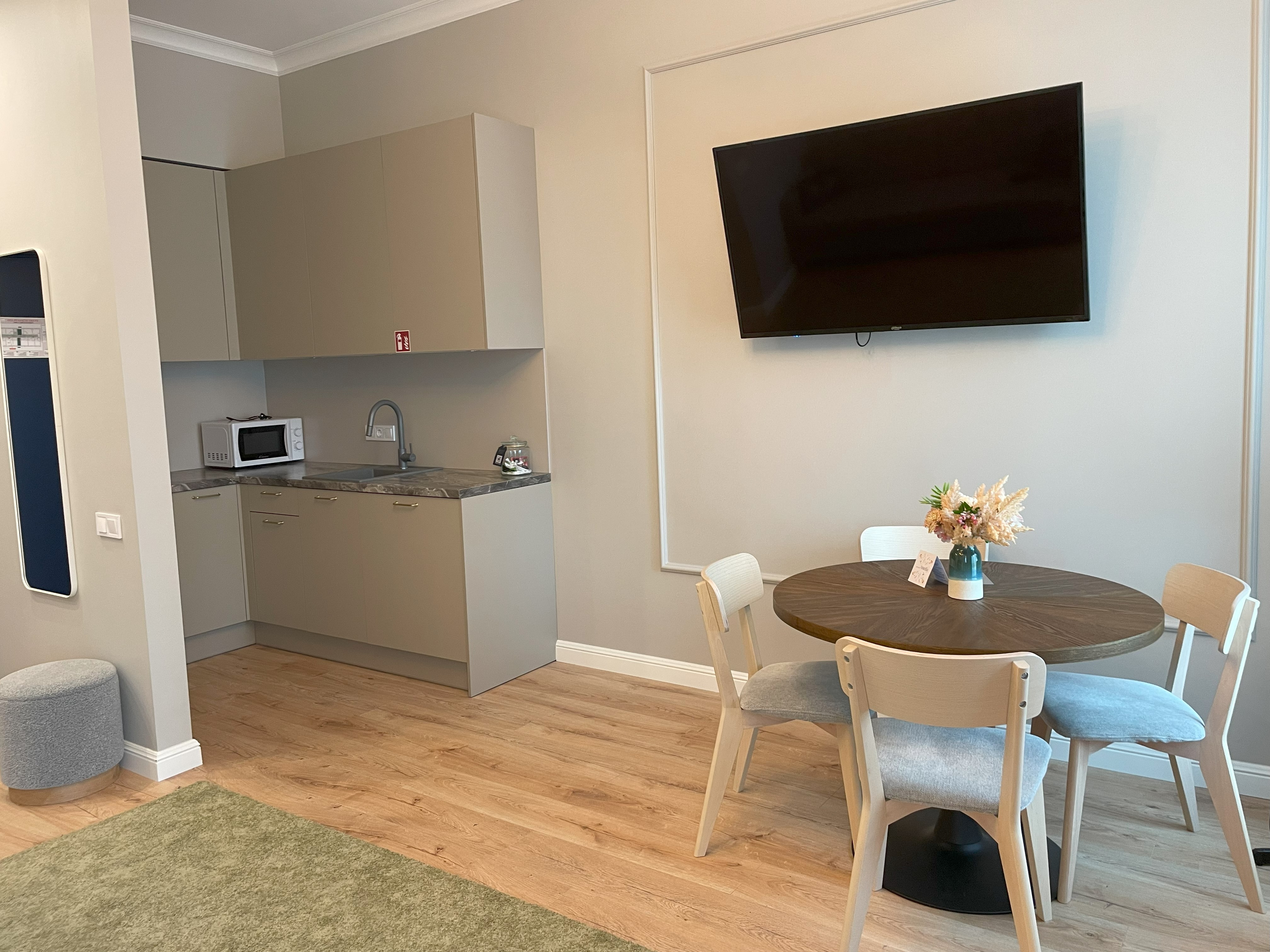 Double Deluxe with Kitchenette