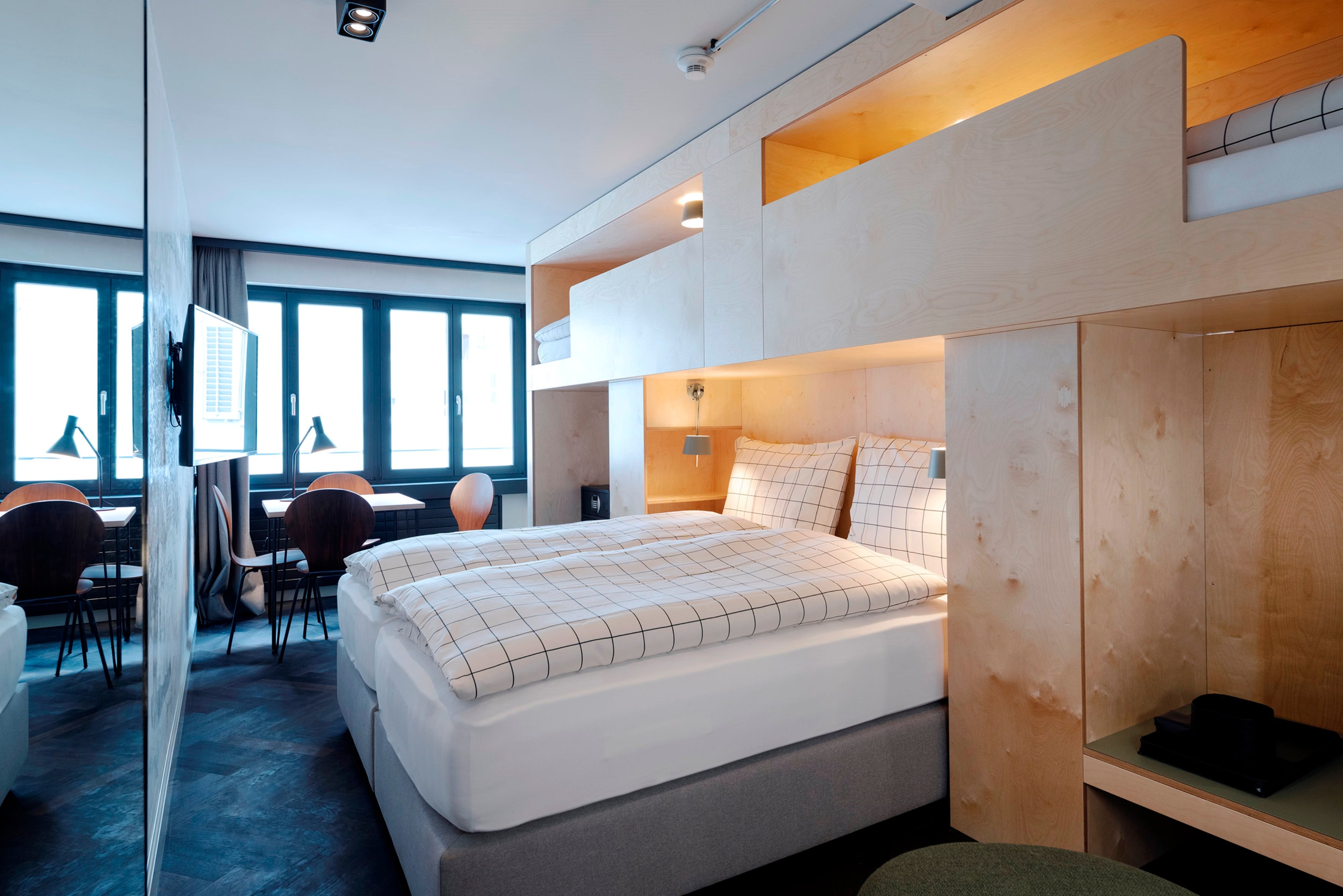 Twin Capacity 4 One Bedroom