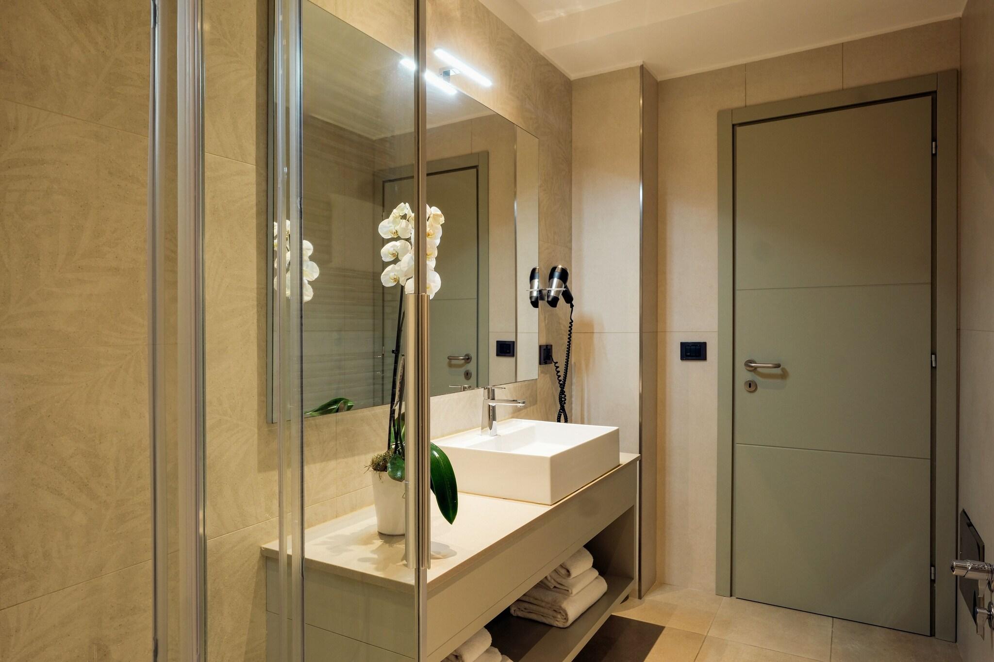 Apartment King Size Bed