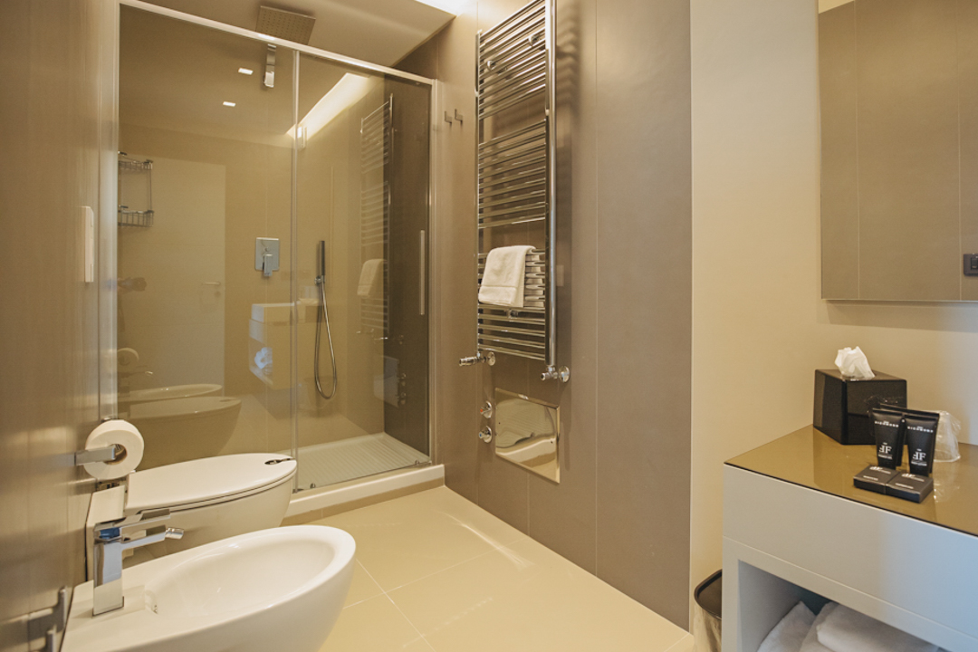 Junior Suite Side Sea View One Bedroom