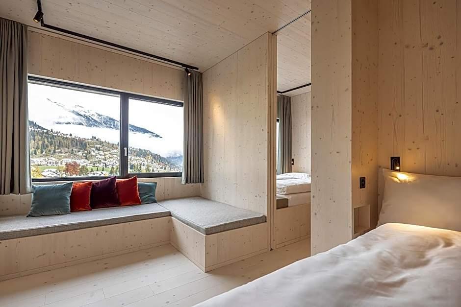 Studio Deluxe King Bed