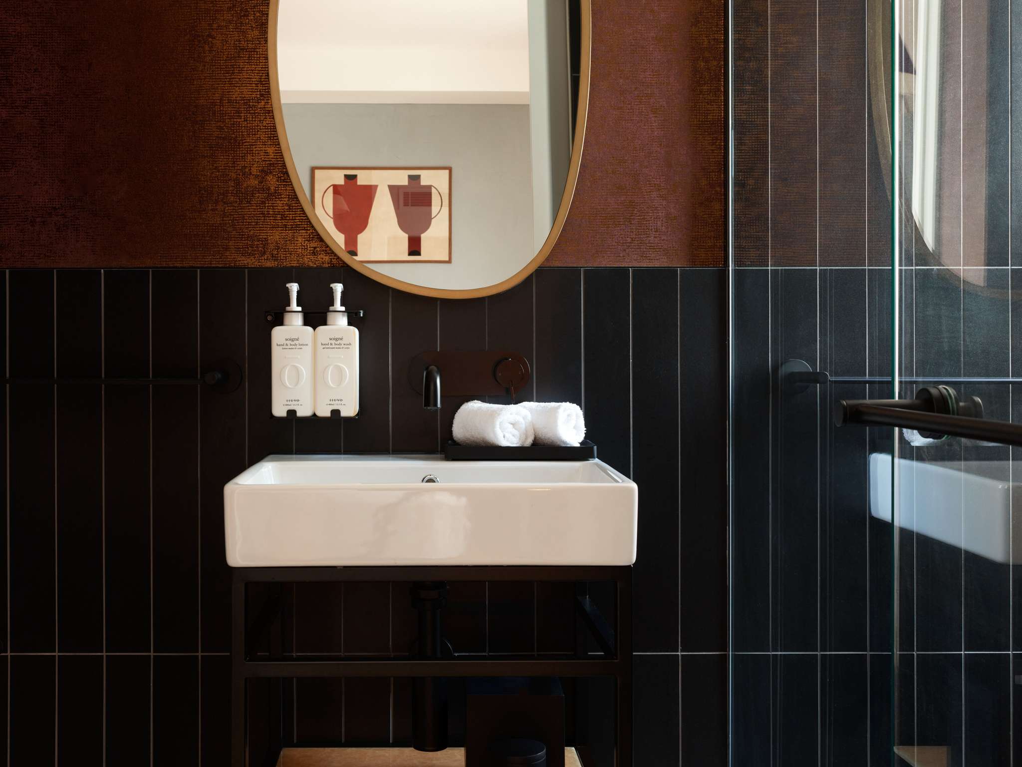 Double Queen Size Bed