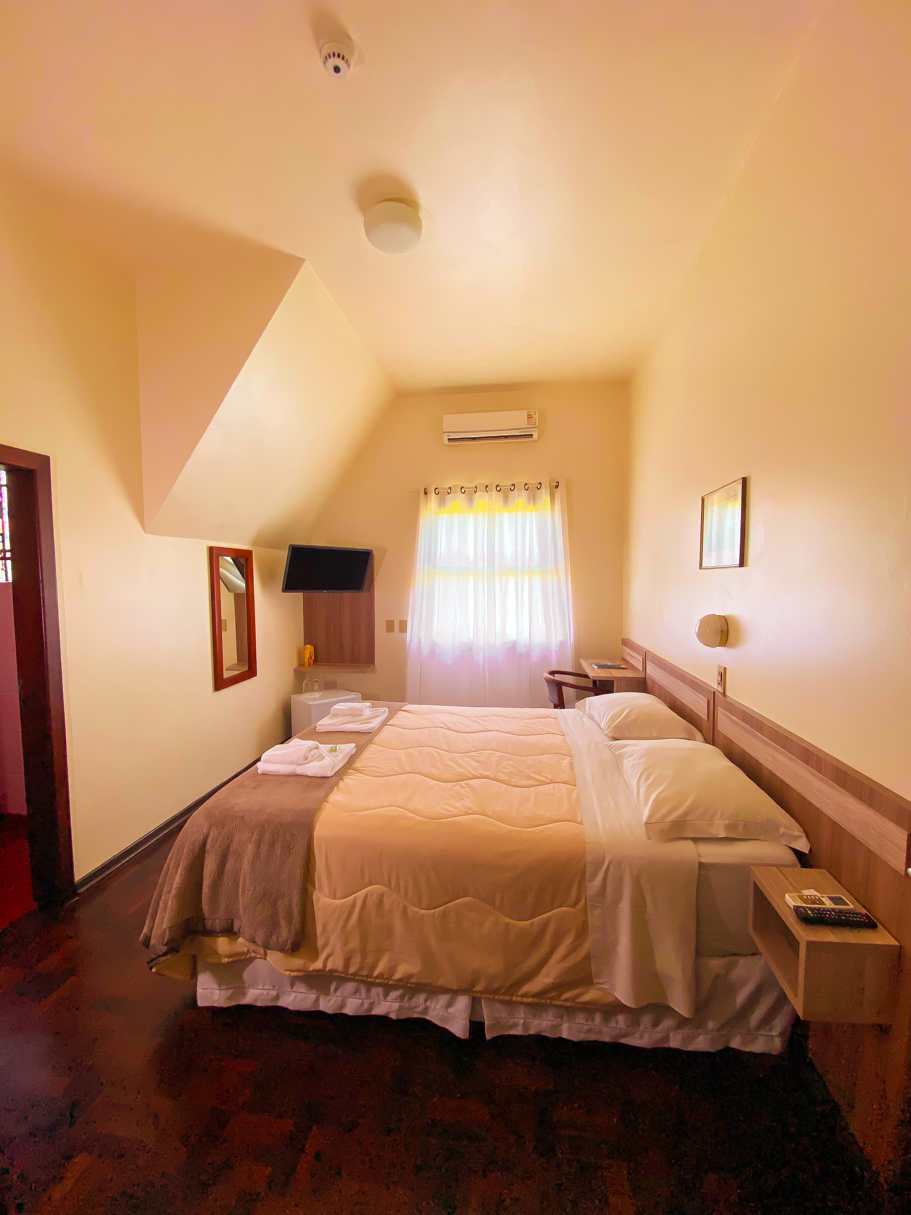 Double or Twin Deluxe