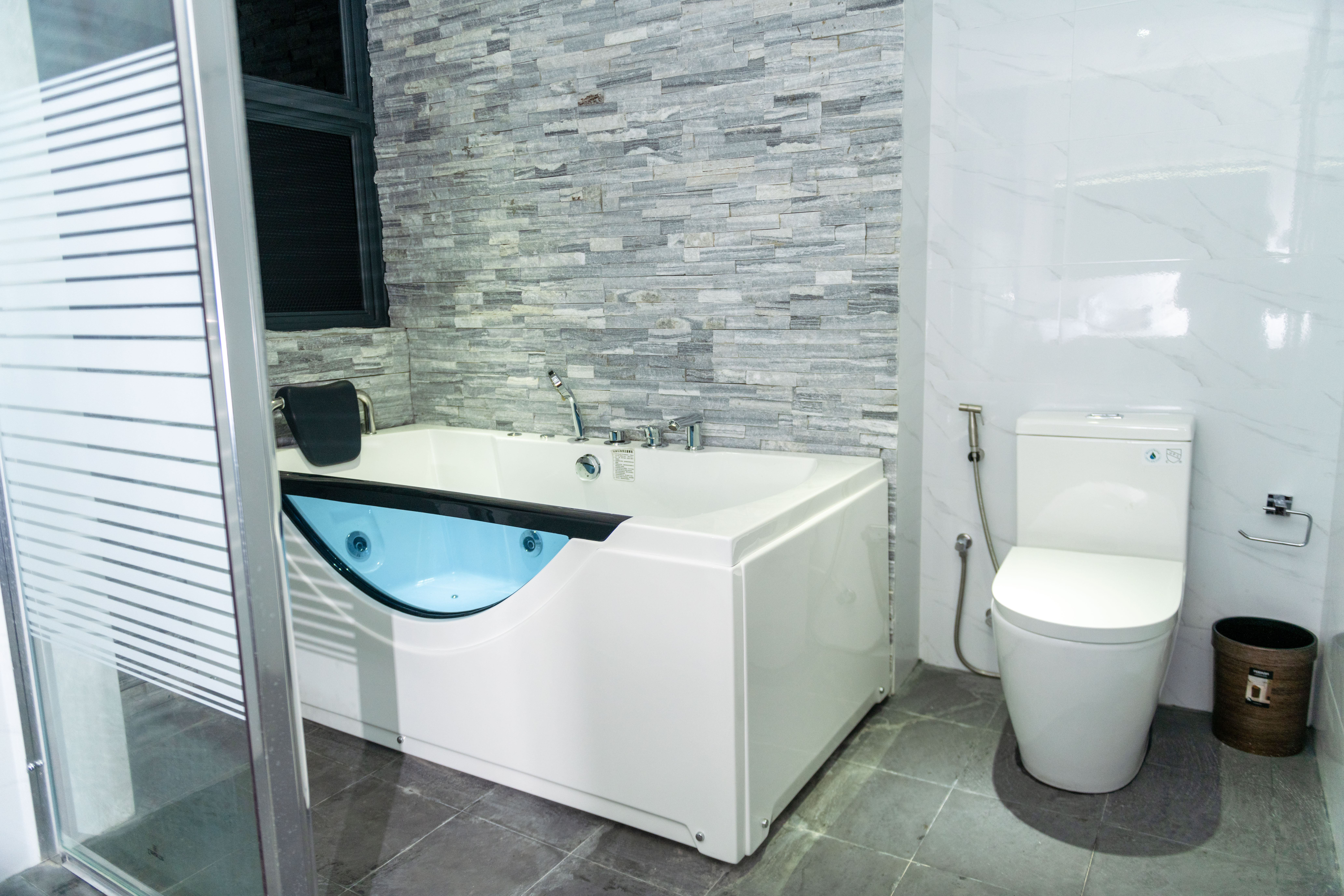 Junior Suite with Jacuzzi