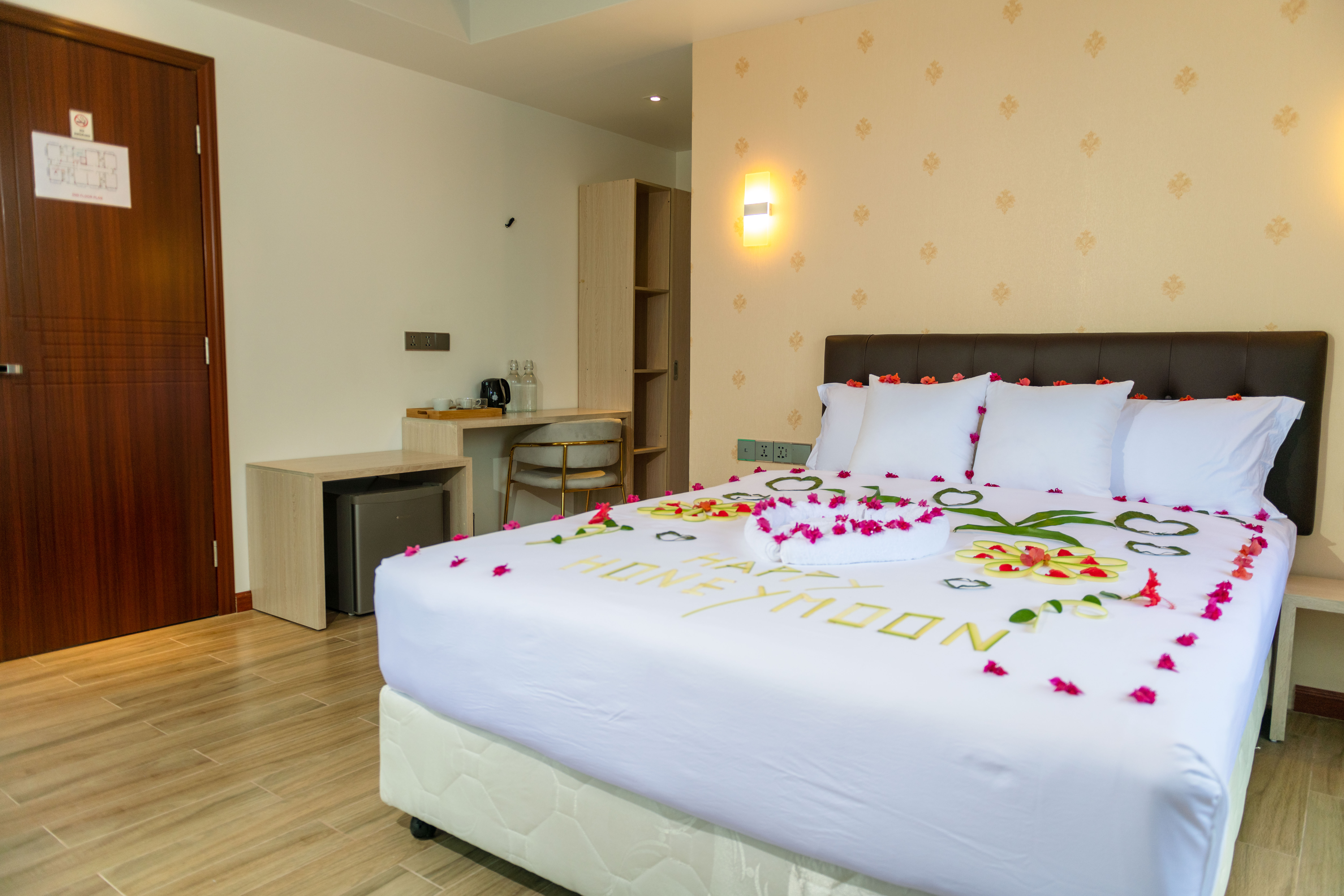 Junior Suite with Jacuzzi with Views