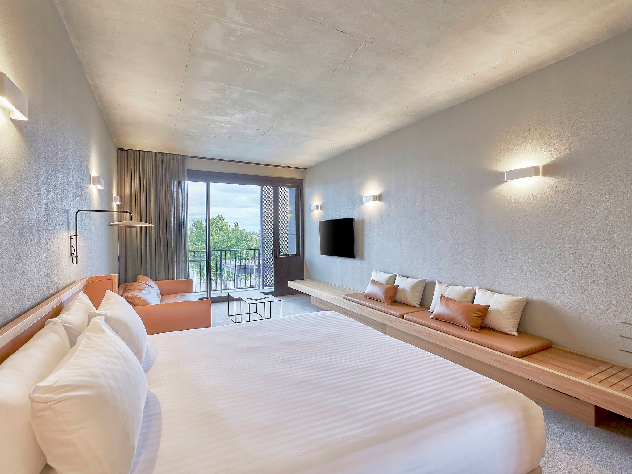 Double or Twin Executive King Bed