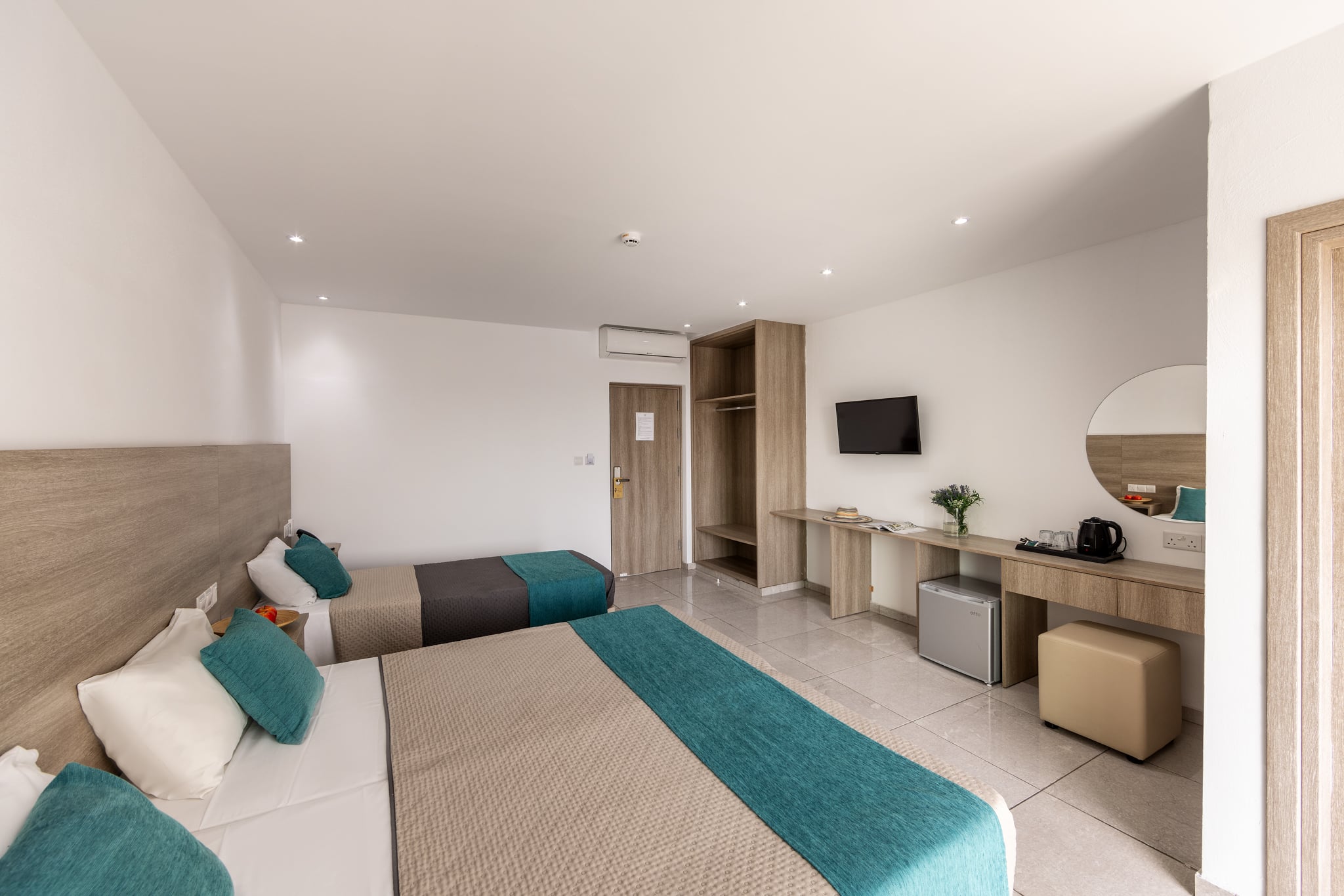 Family Room Land View