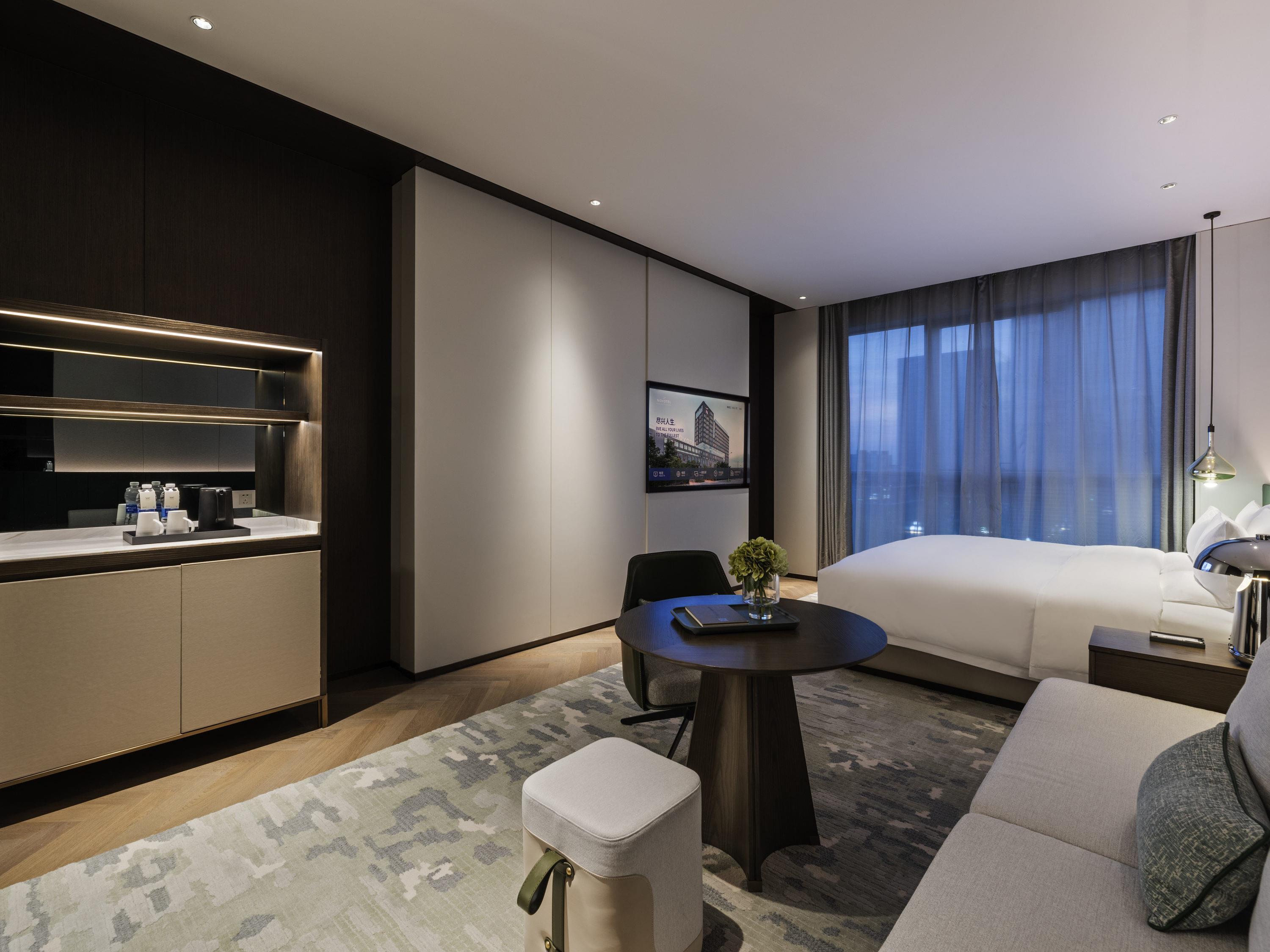 Double Superior King Bed