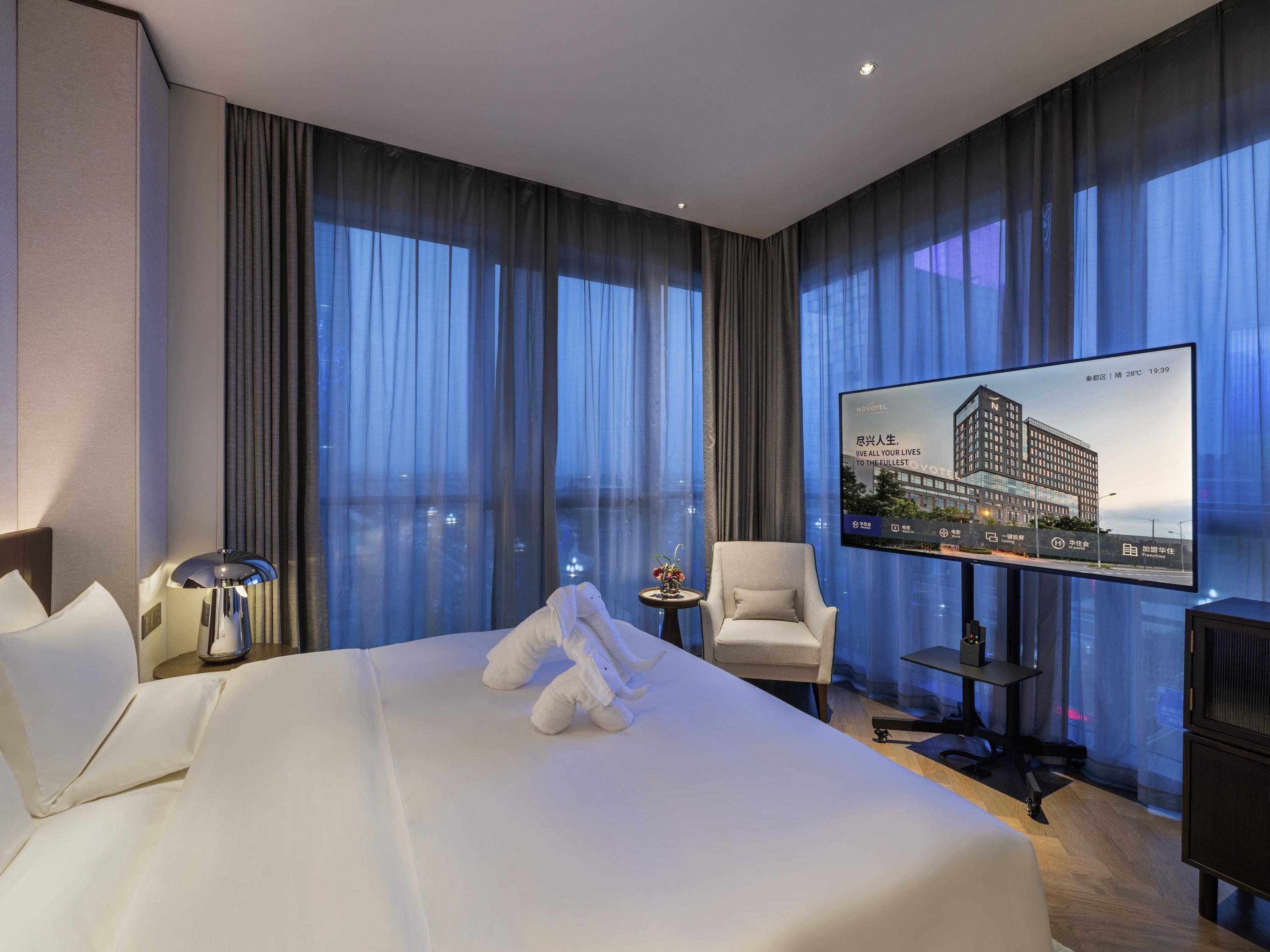 Double Superior King Bed