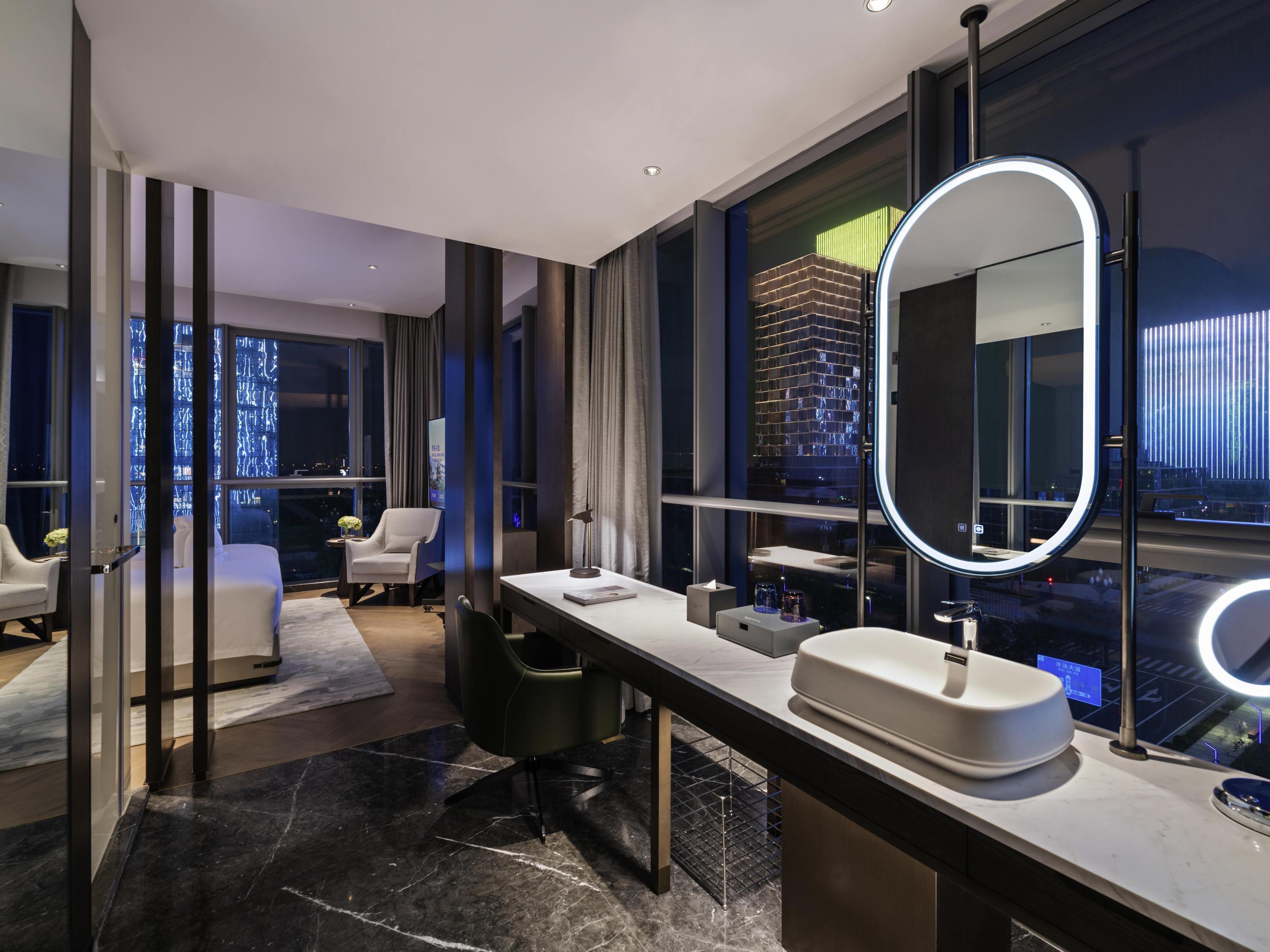 Double Superior King Bed