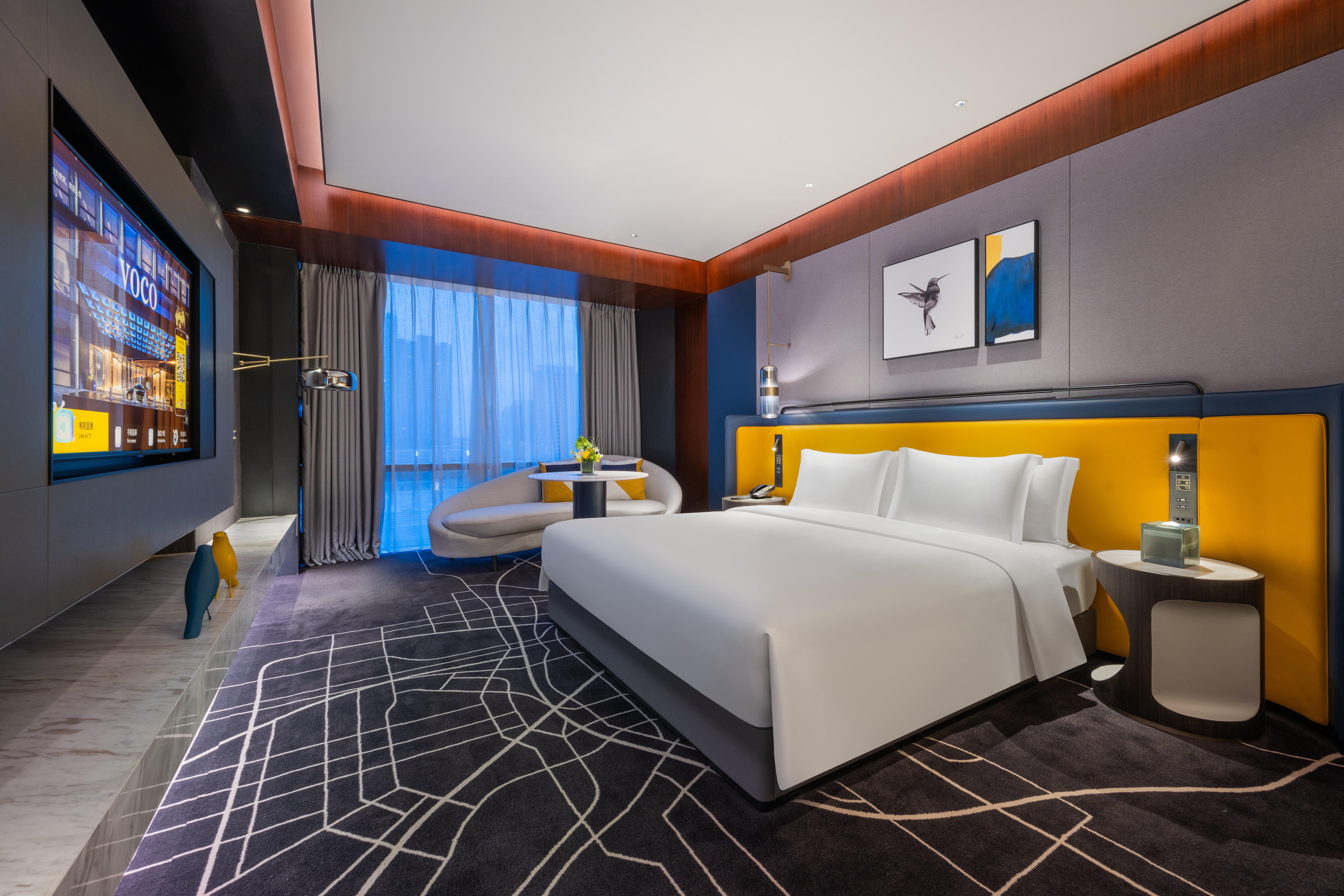 Double King Size Bed