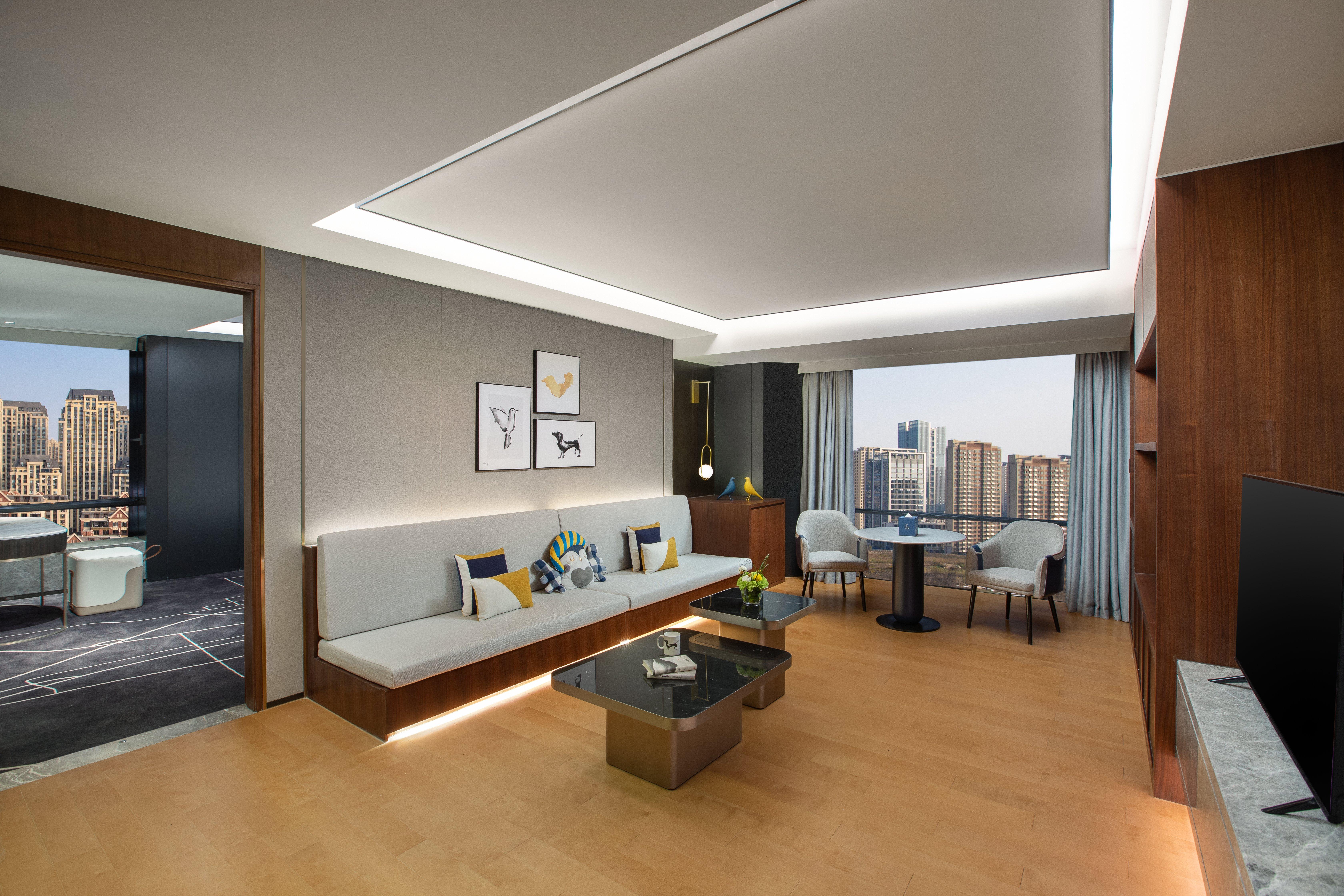 Suite City View One Bedroom