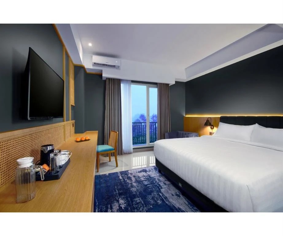 Double or Twin Deluxe