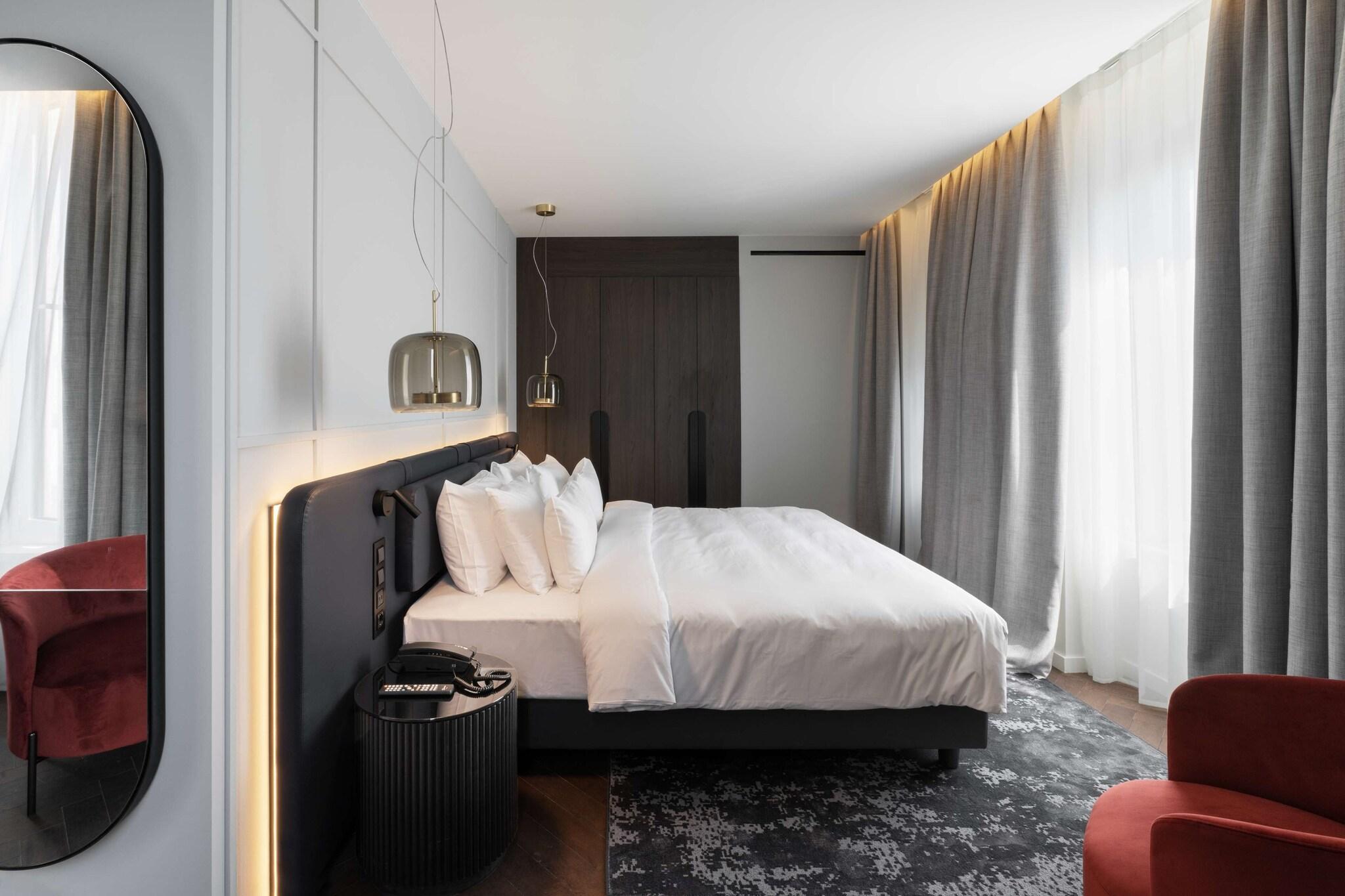 Suite King Bed Non Smoking