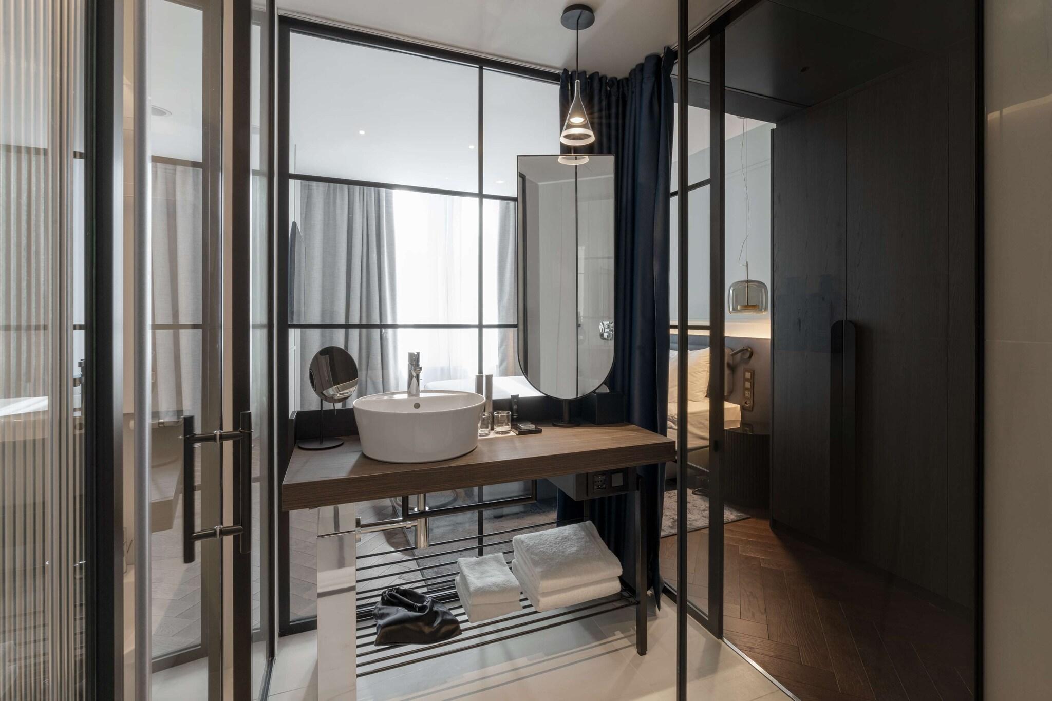 Suite King Bed Non Smoking