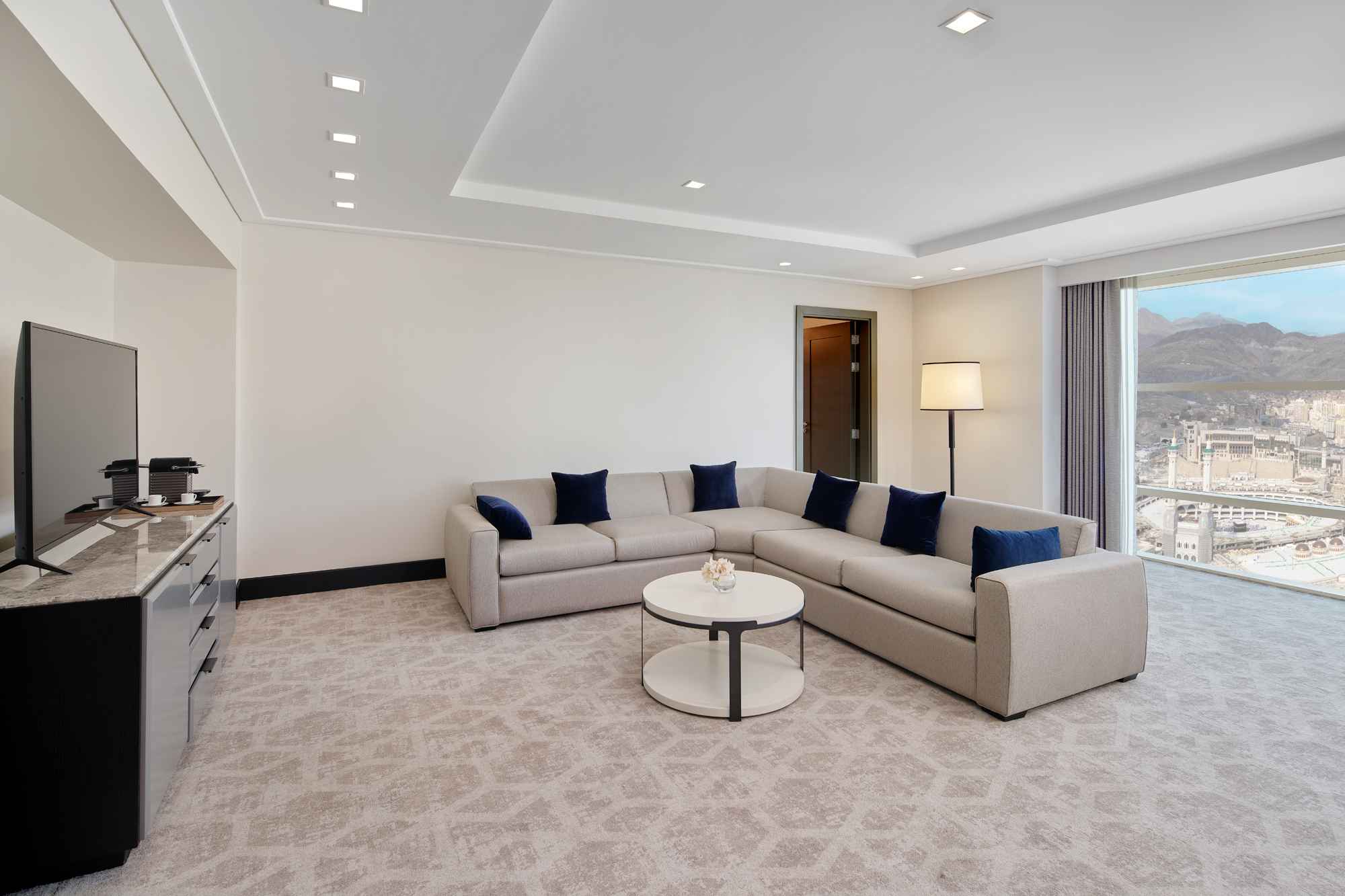 Suite Superior with Views