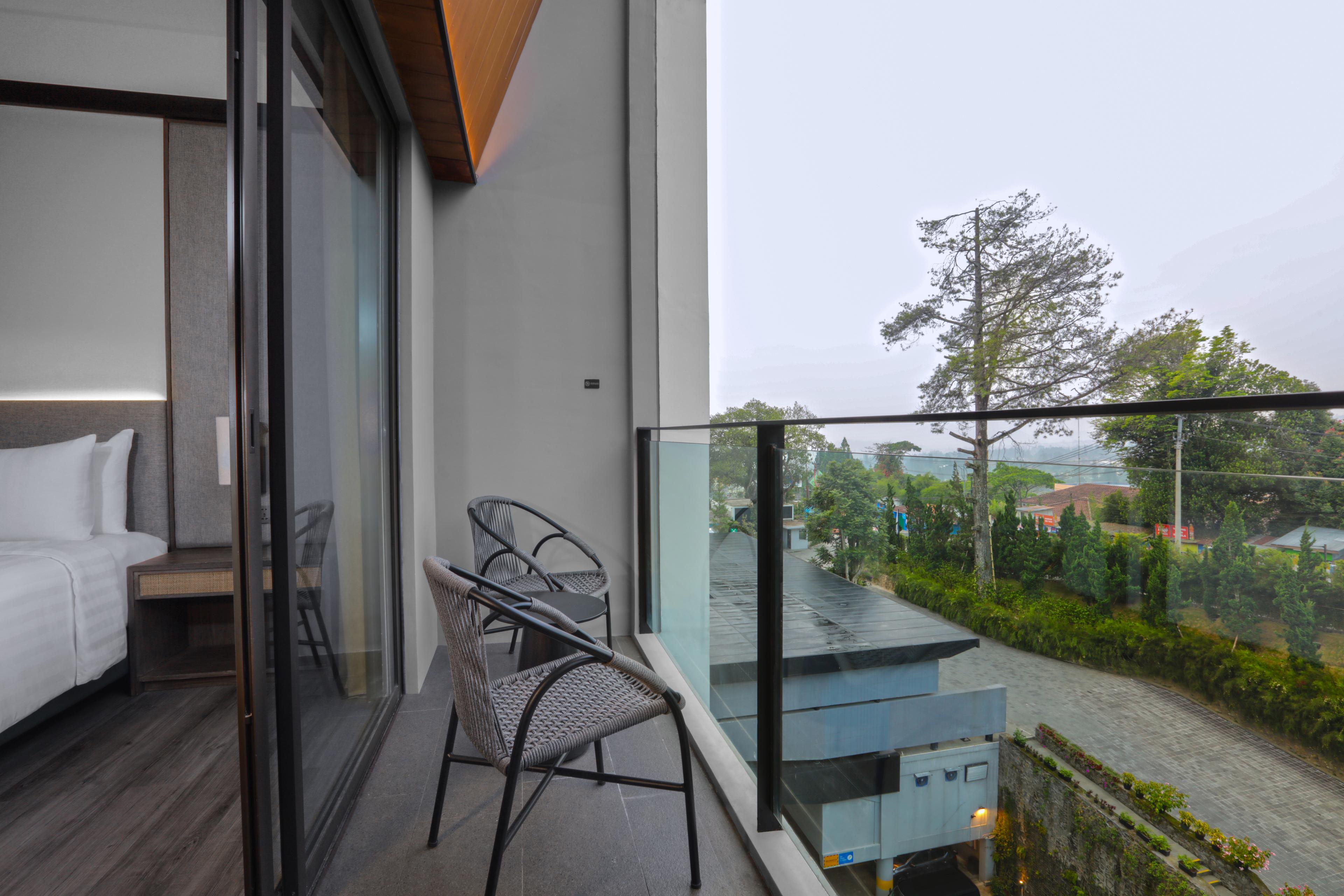 Double or Twin Deluxe Premier