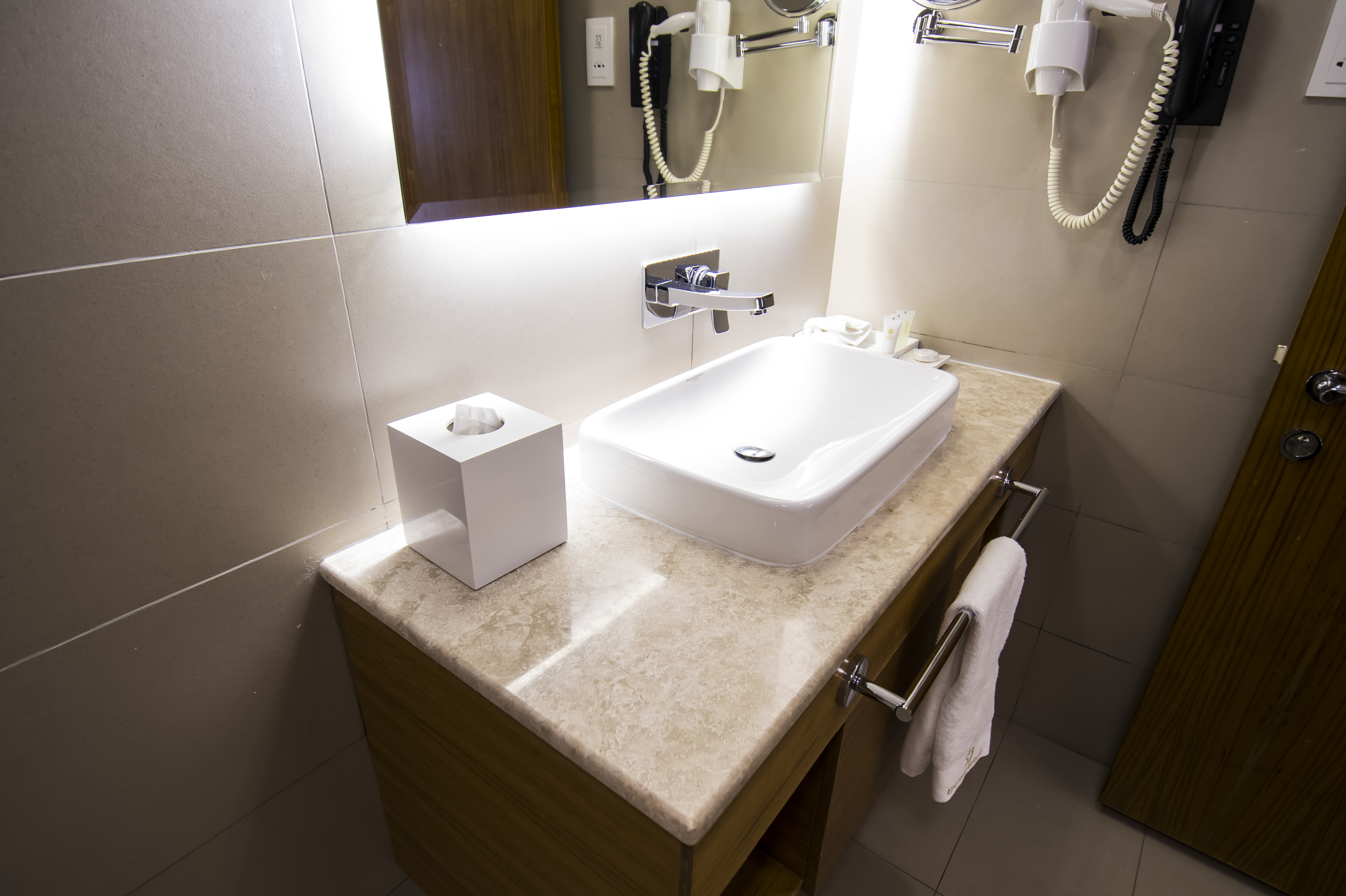 Double or Twin Deluxe