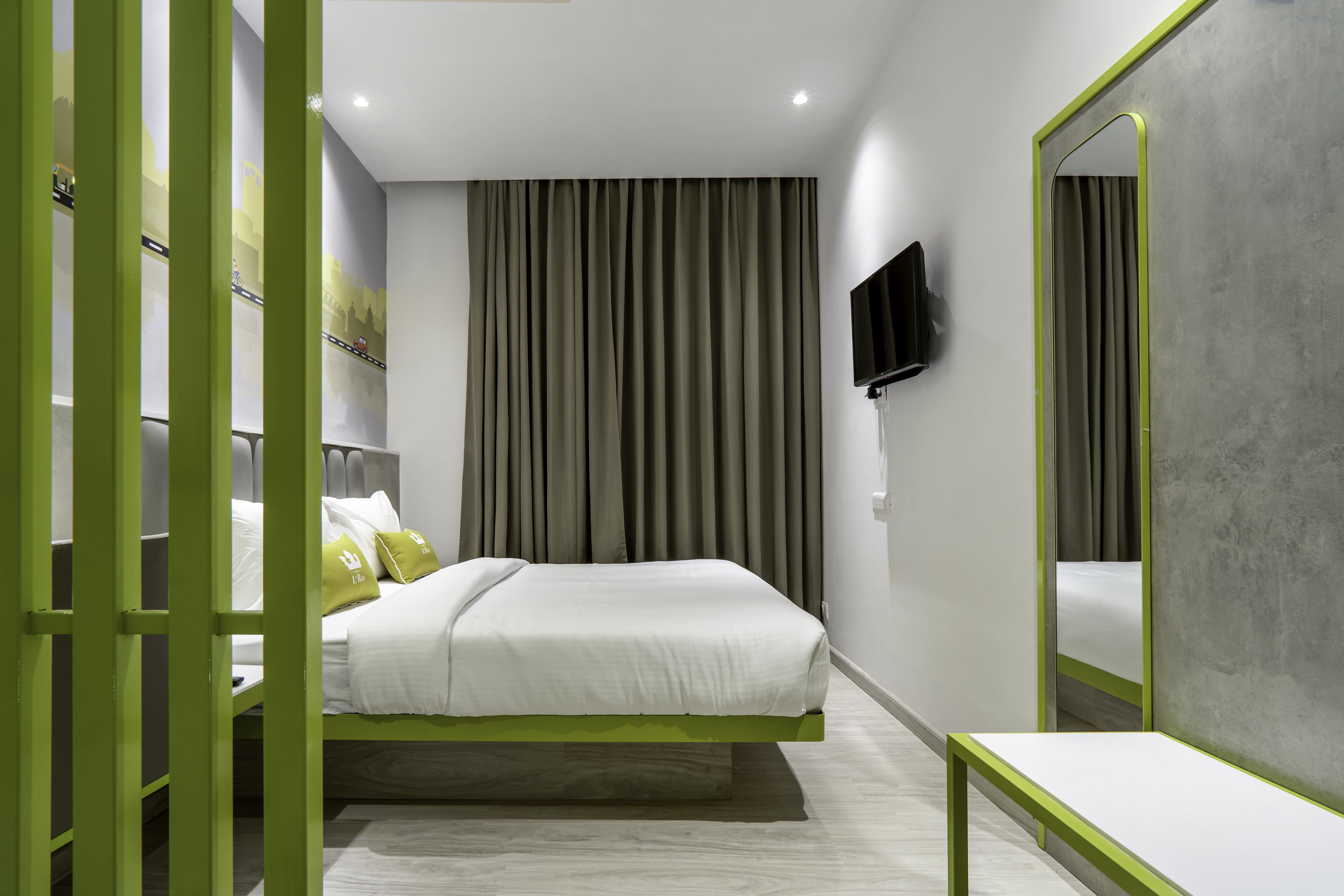 Double or Twin Deluxe