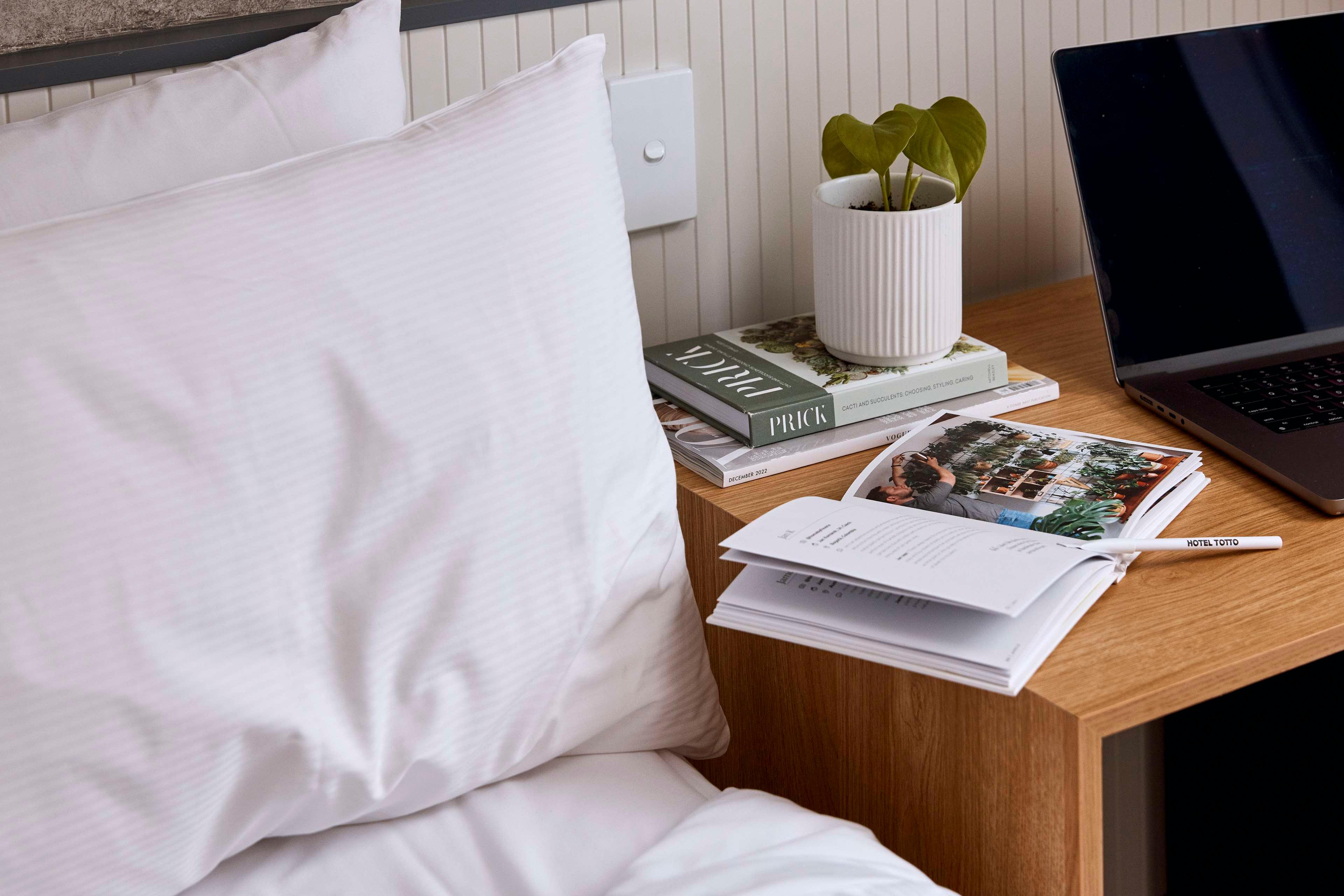 Double Queen Size Bed