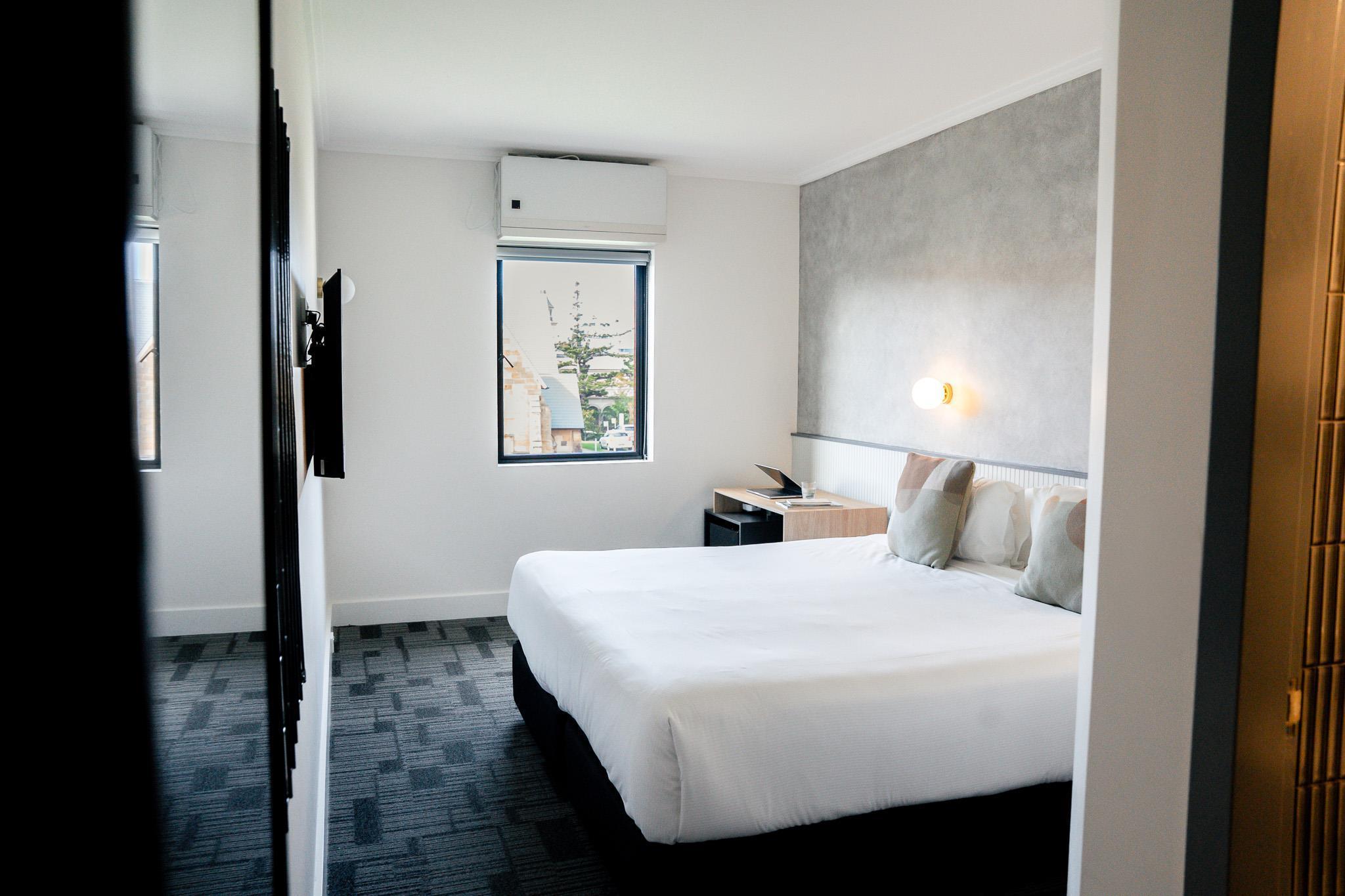 Double King Size Bed