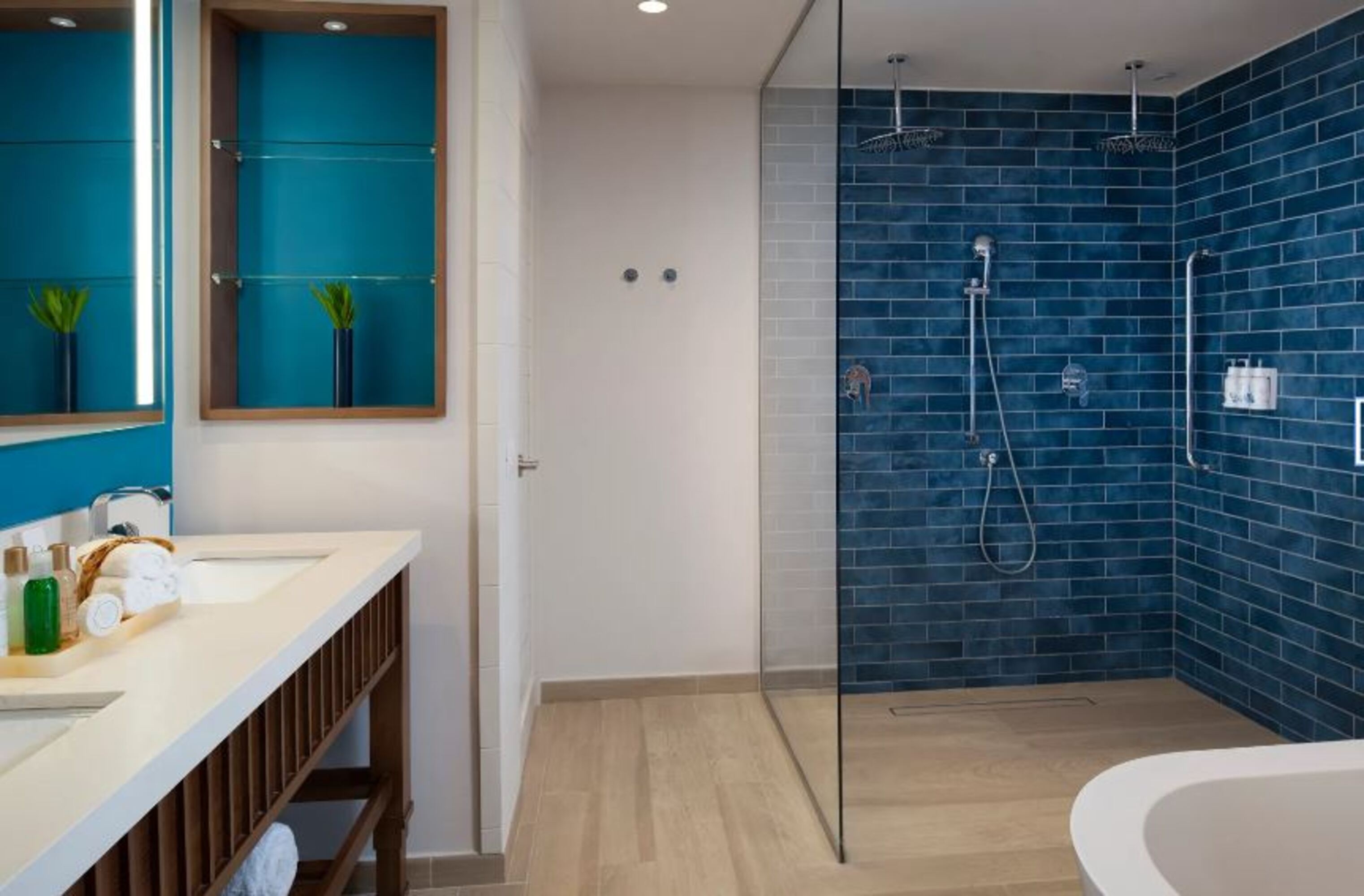 Junior Suite Club Ocean Front