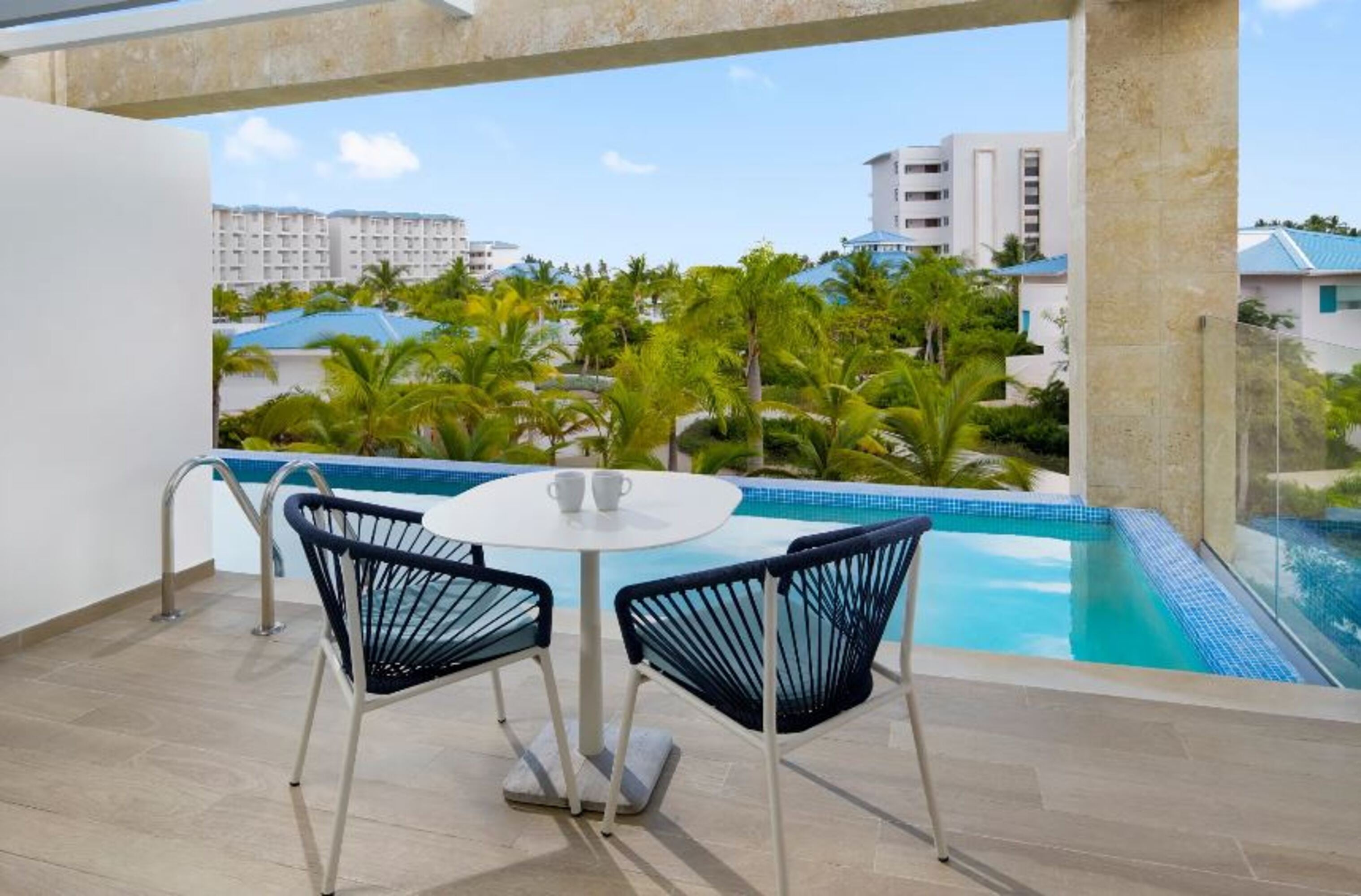 Junior Suite Pool View