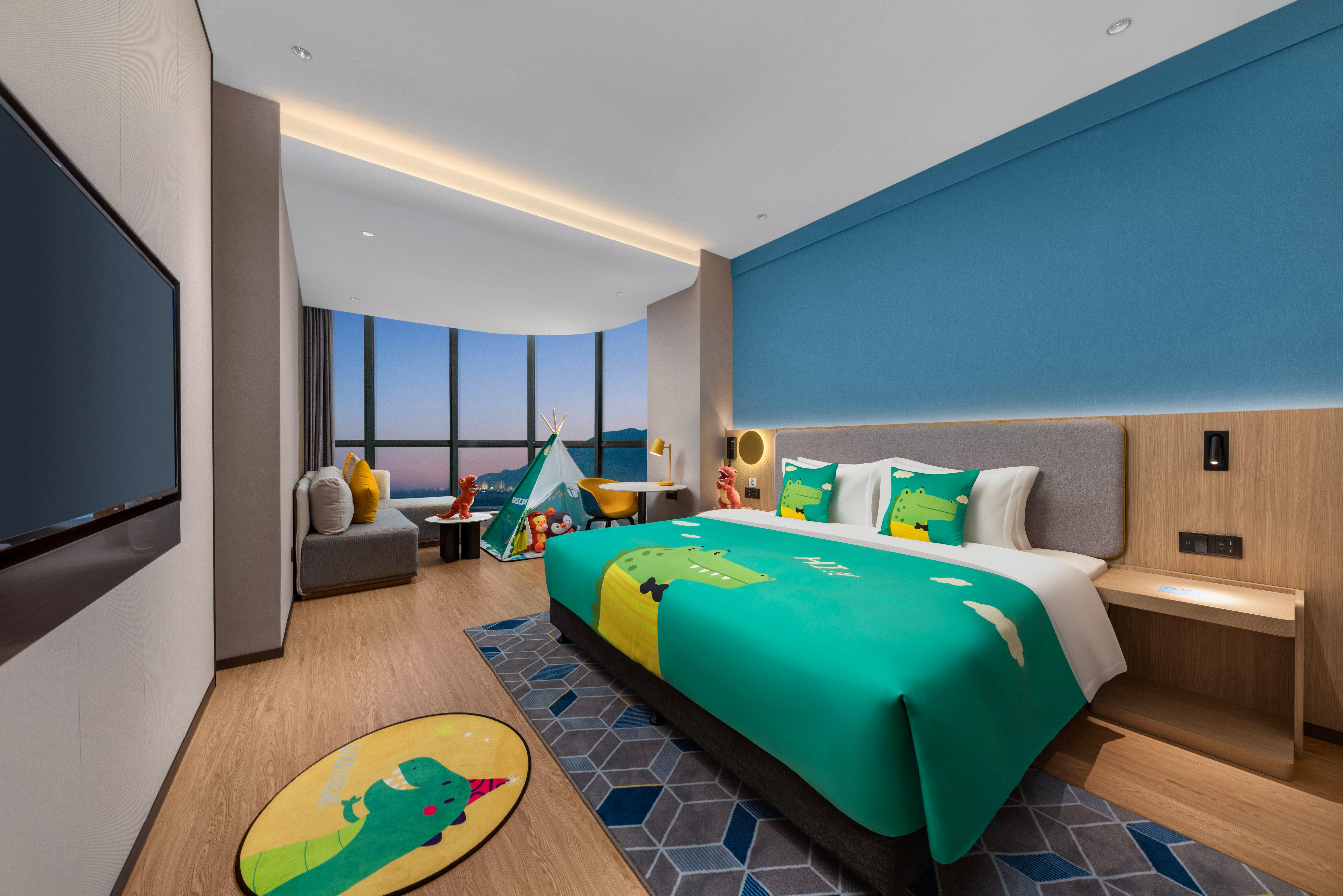 Double King Size Bed