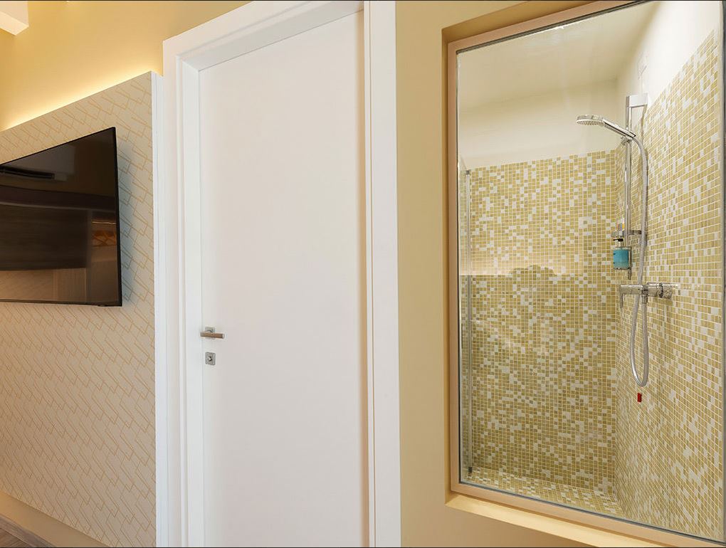 Double Single Economy